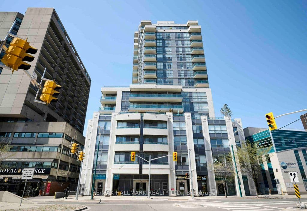Unit 810 736 Spadina Avenue photo 1