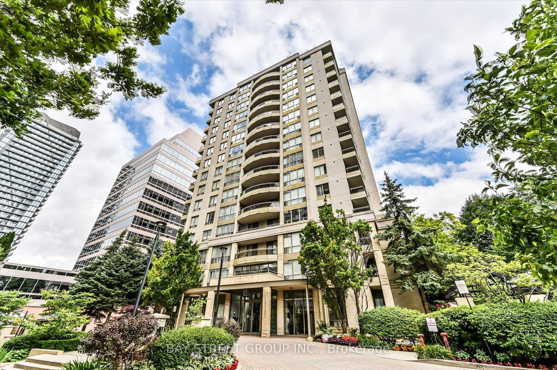 Unit 1210 260 Doris Avenue photo 1