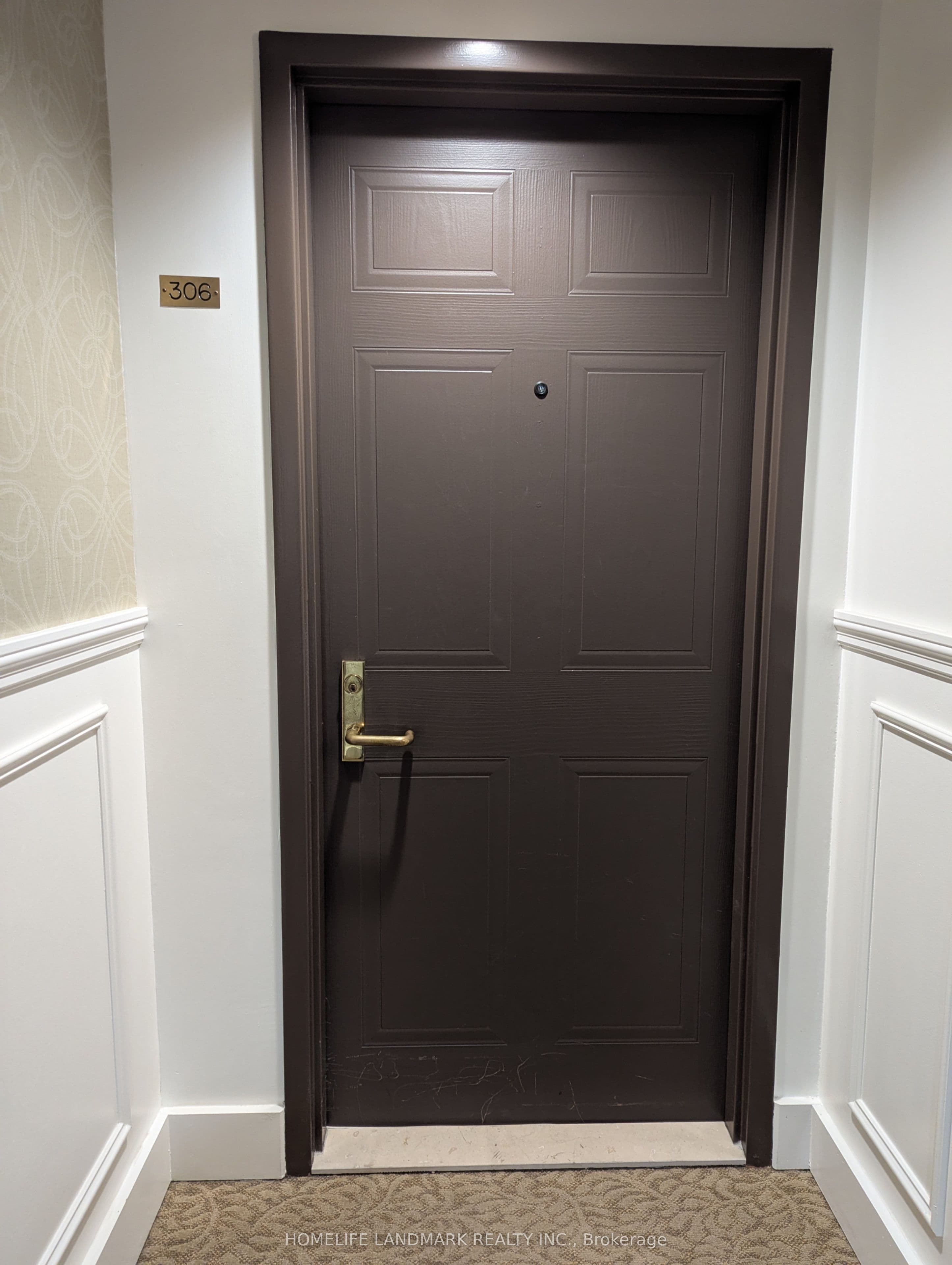Unit 306 265 Westcourt Place photo 1
