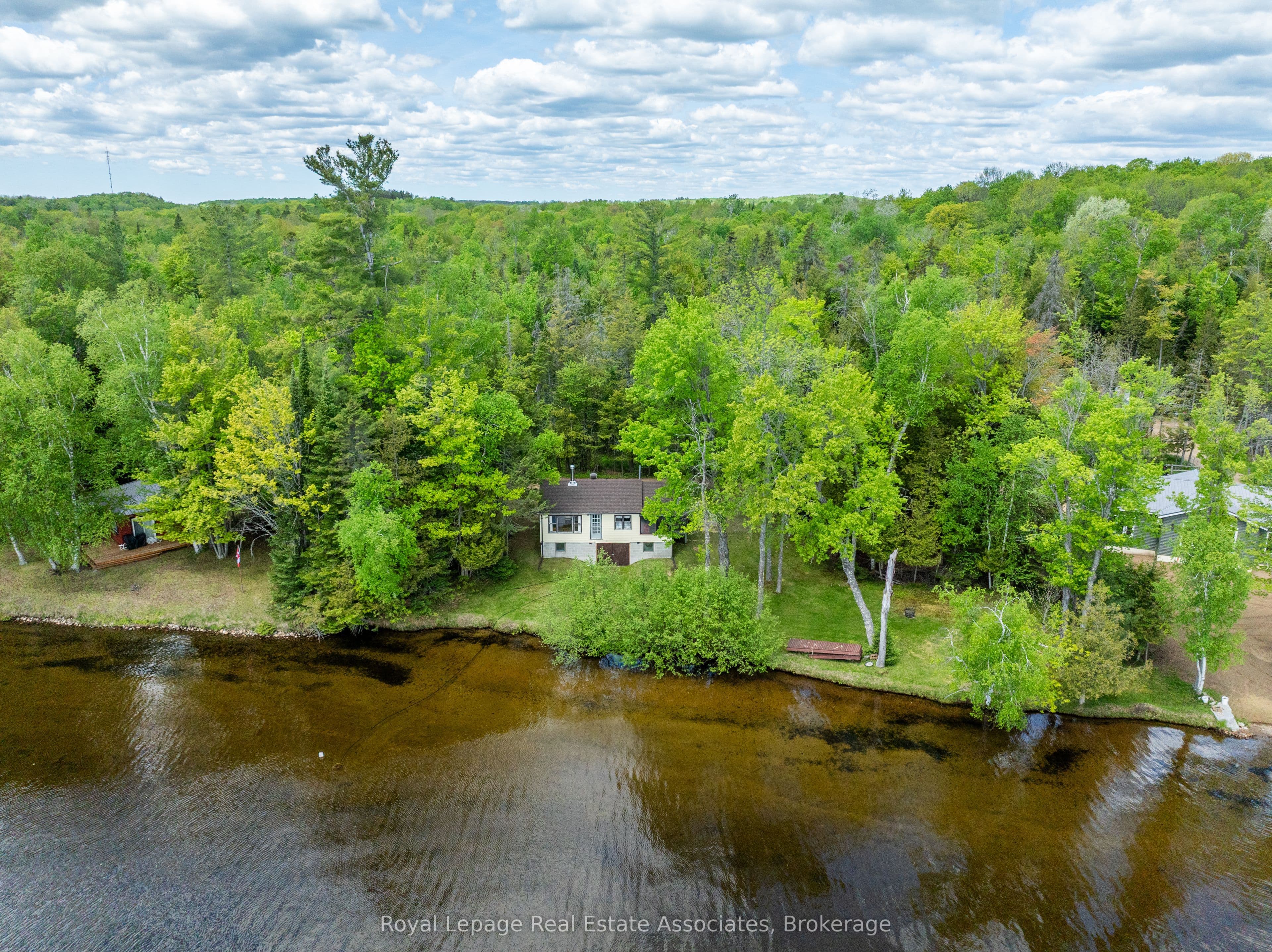 243 Beach Lane photo 1