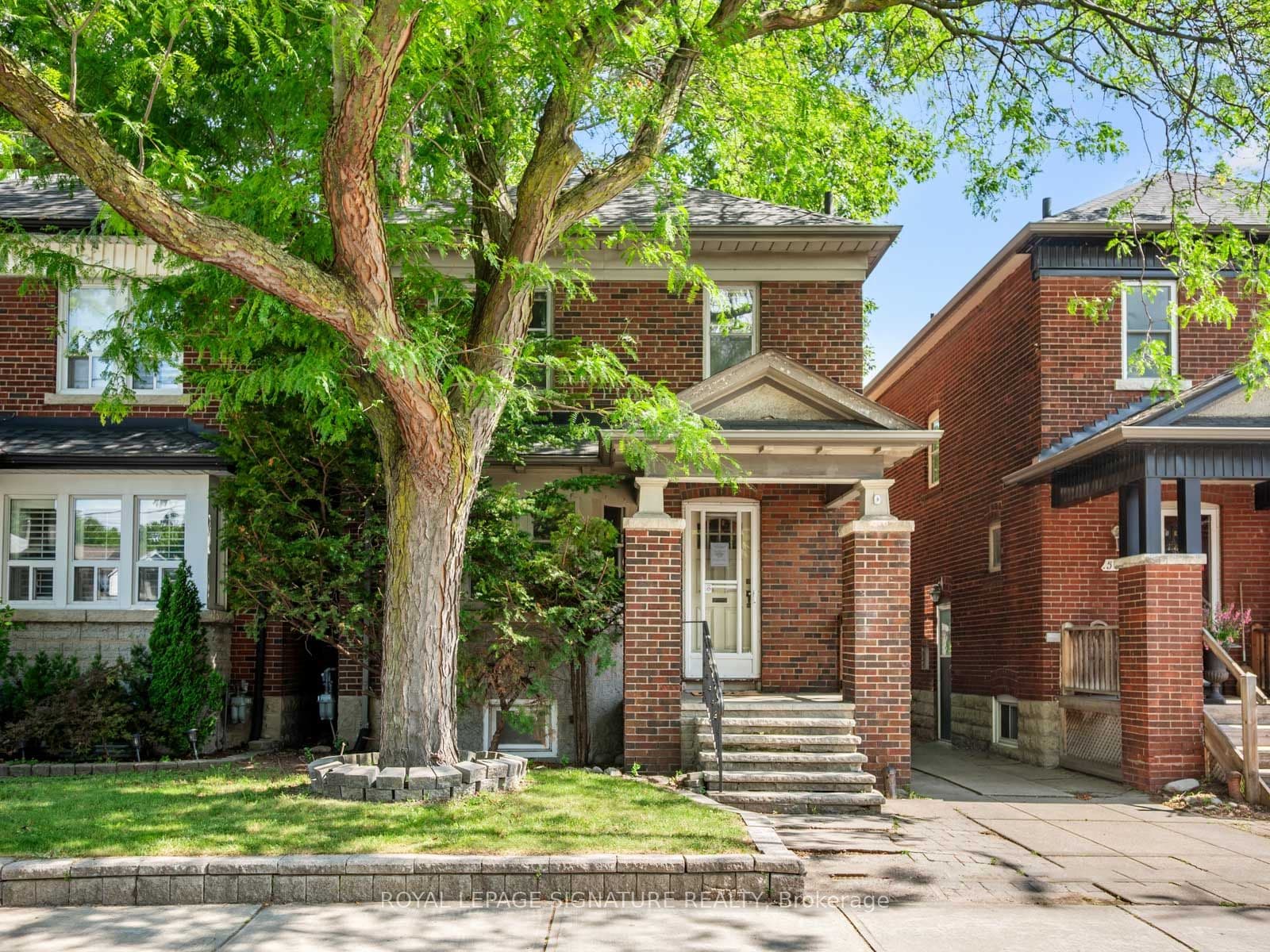 511 Donlands Avenue photo 1
