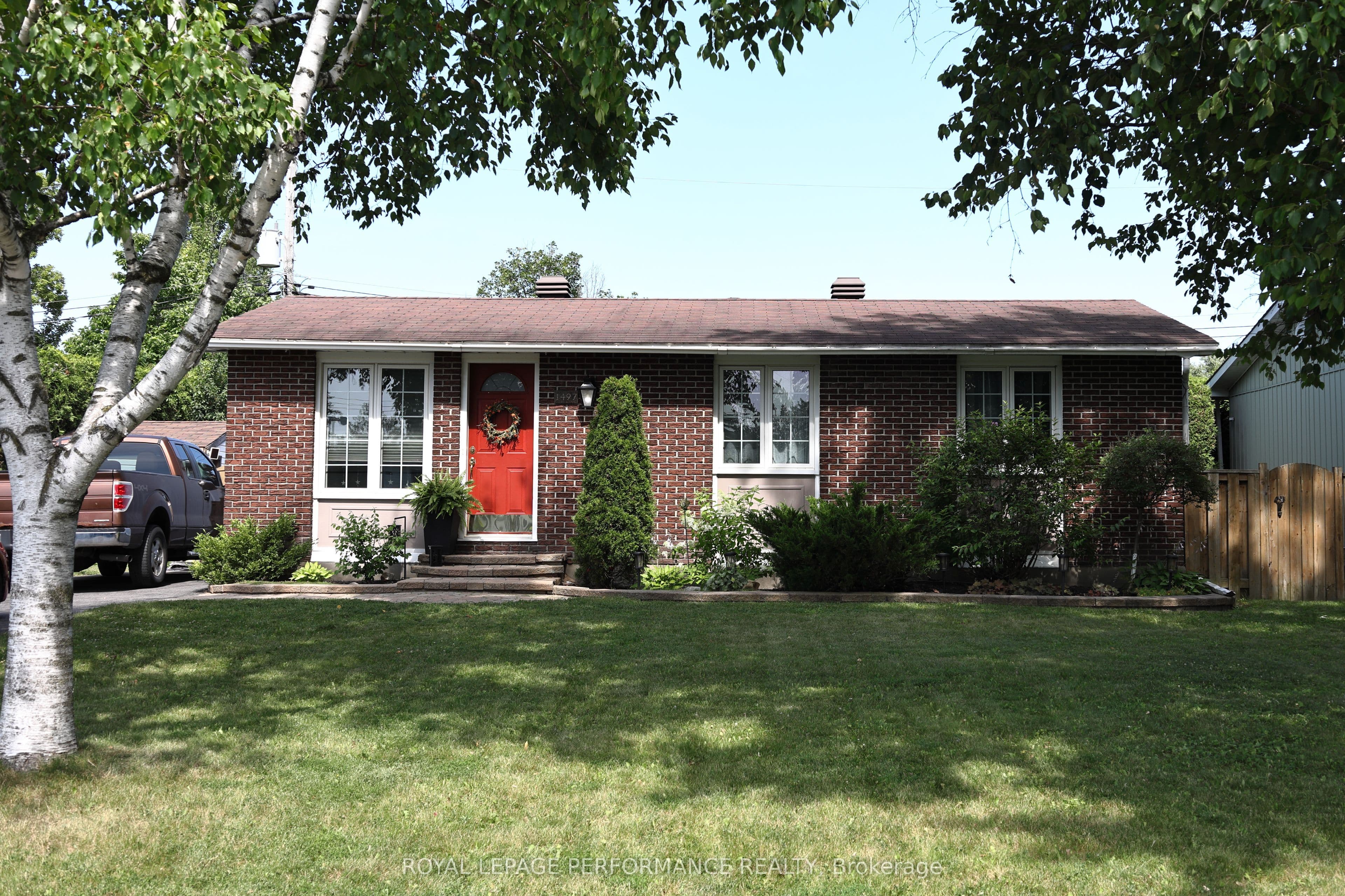 1497 Blackheath Street photo 1