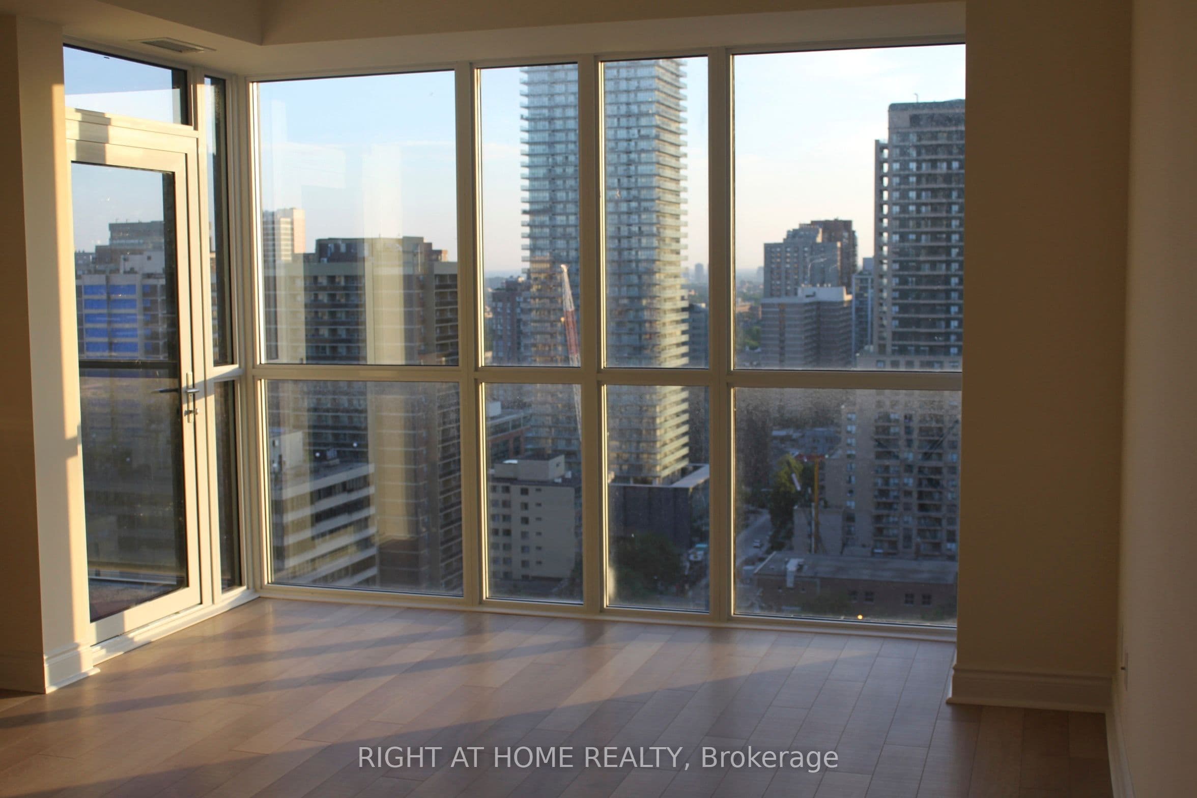 Unit 2505 28 Ted Rogers Way photo 1
