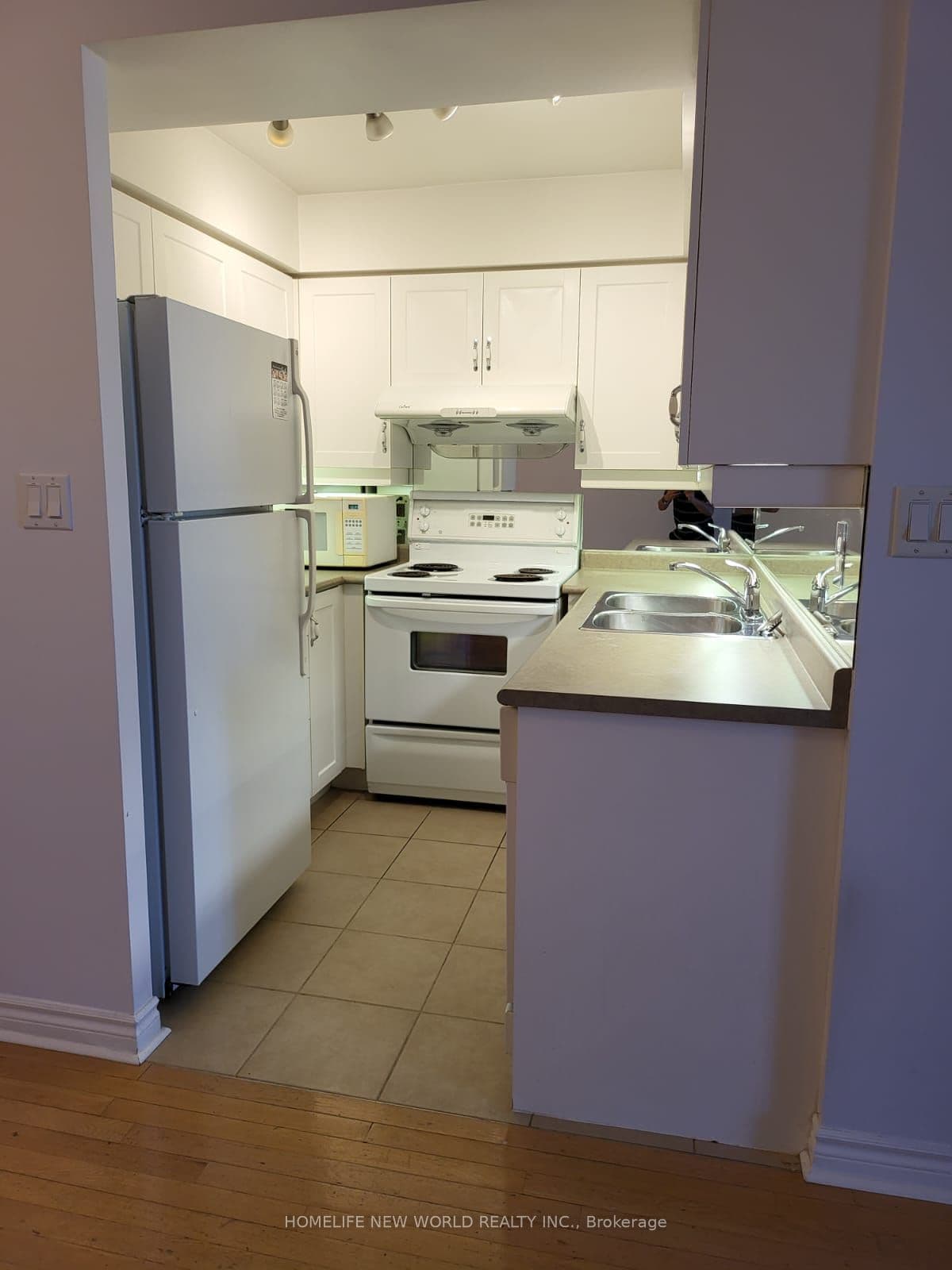 Unit 1805 3 Rean Drive photo 1