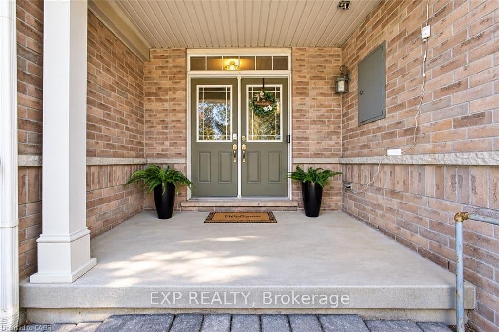 Unit 24 3275 Stalybridge Drive photo 1