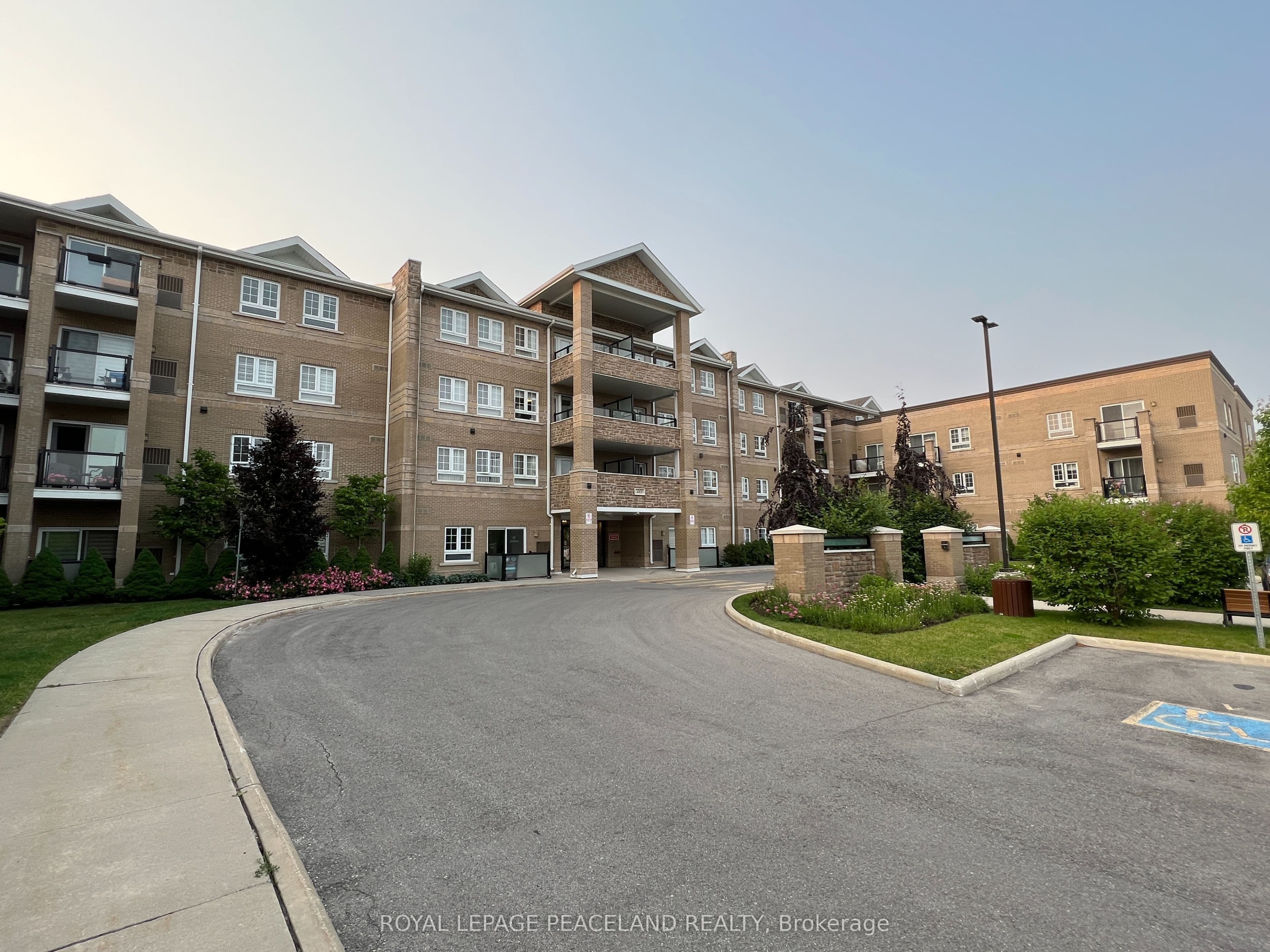 Unit 307 481 Rupert Avenue photo 1