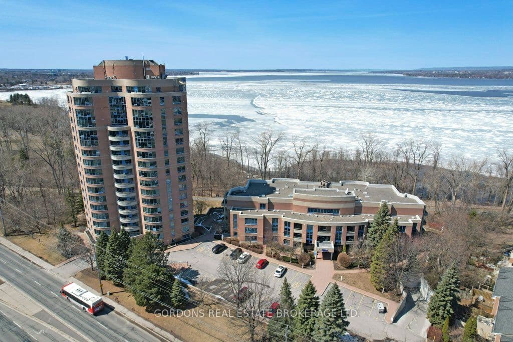 Unit 103 3099 Carling Avenue photo 1