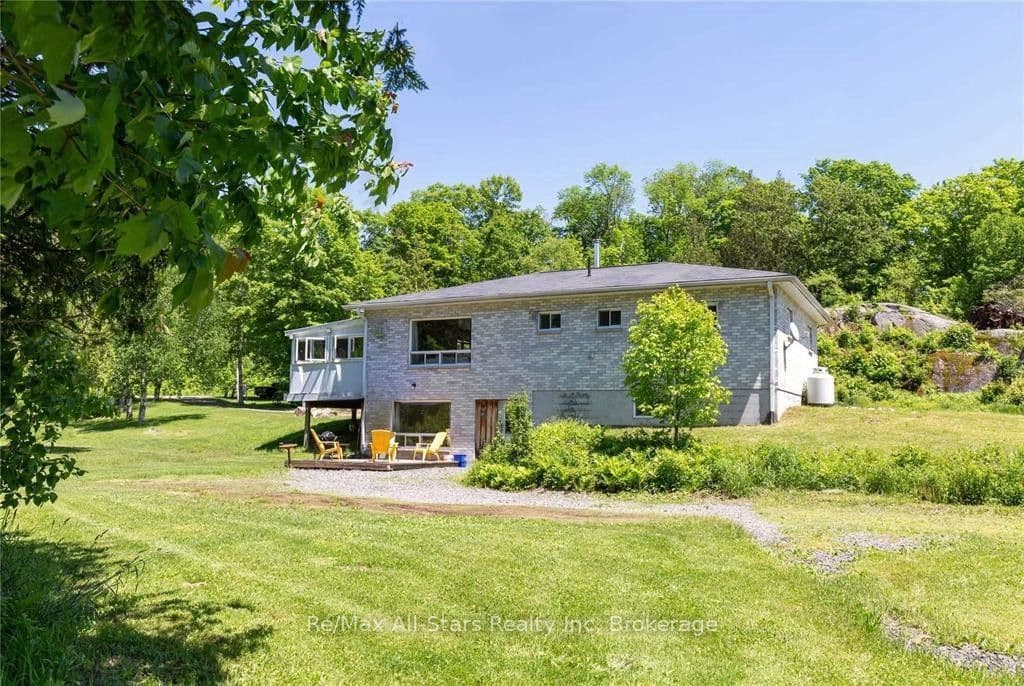410 Etwell Road photo 1