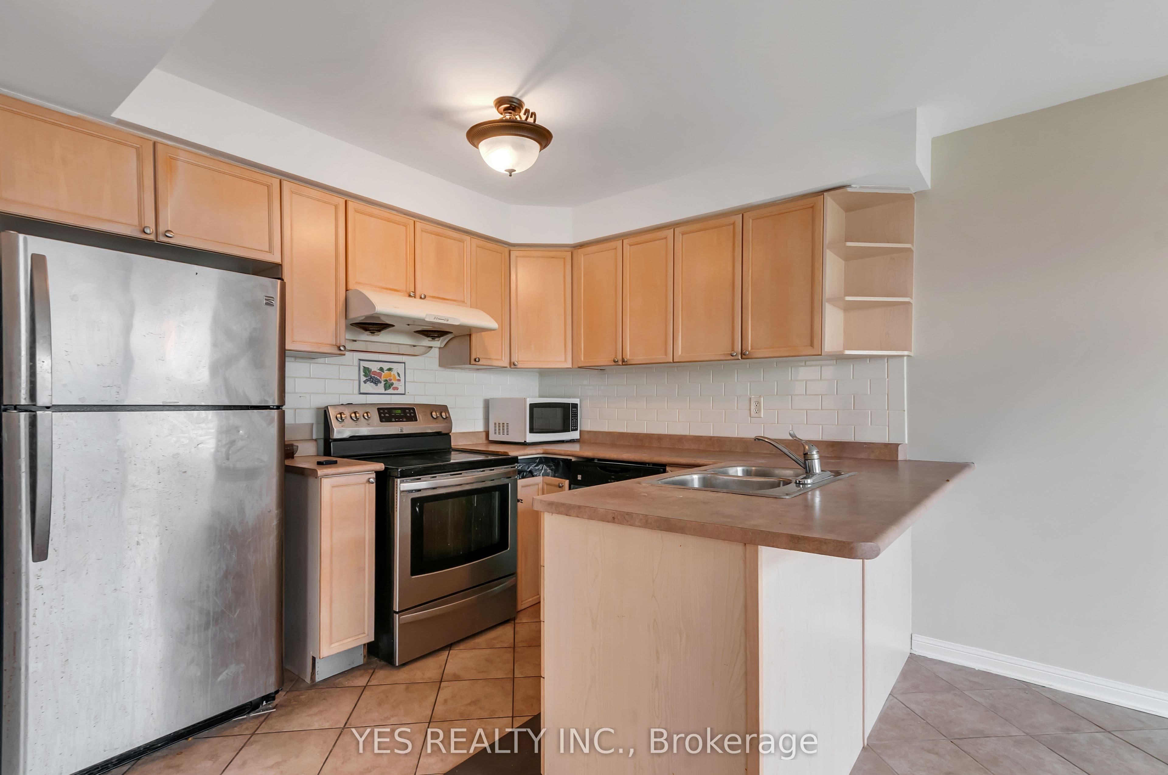 19 Virtues Avenue photo 1