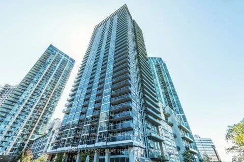 Unit 2512 223 Webb Drive photo 1