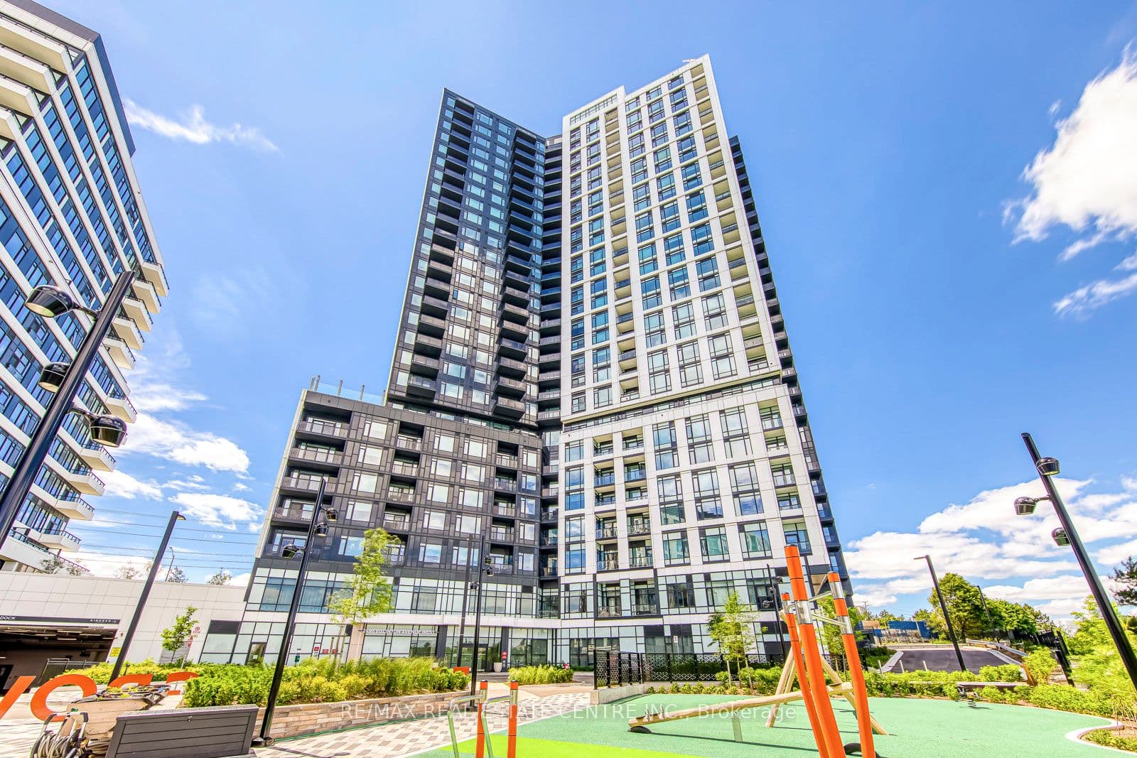 Unit 2603 2495 Eglinton Avenue photo 1