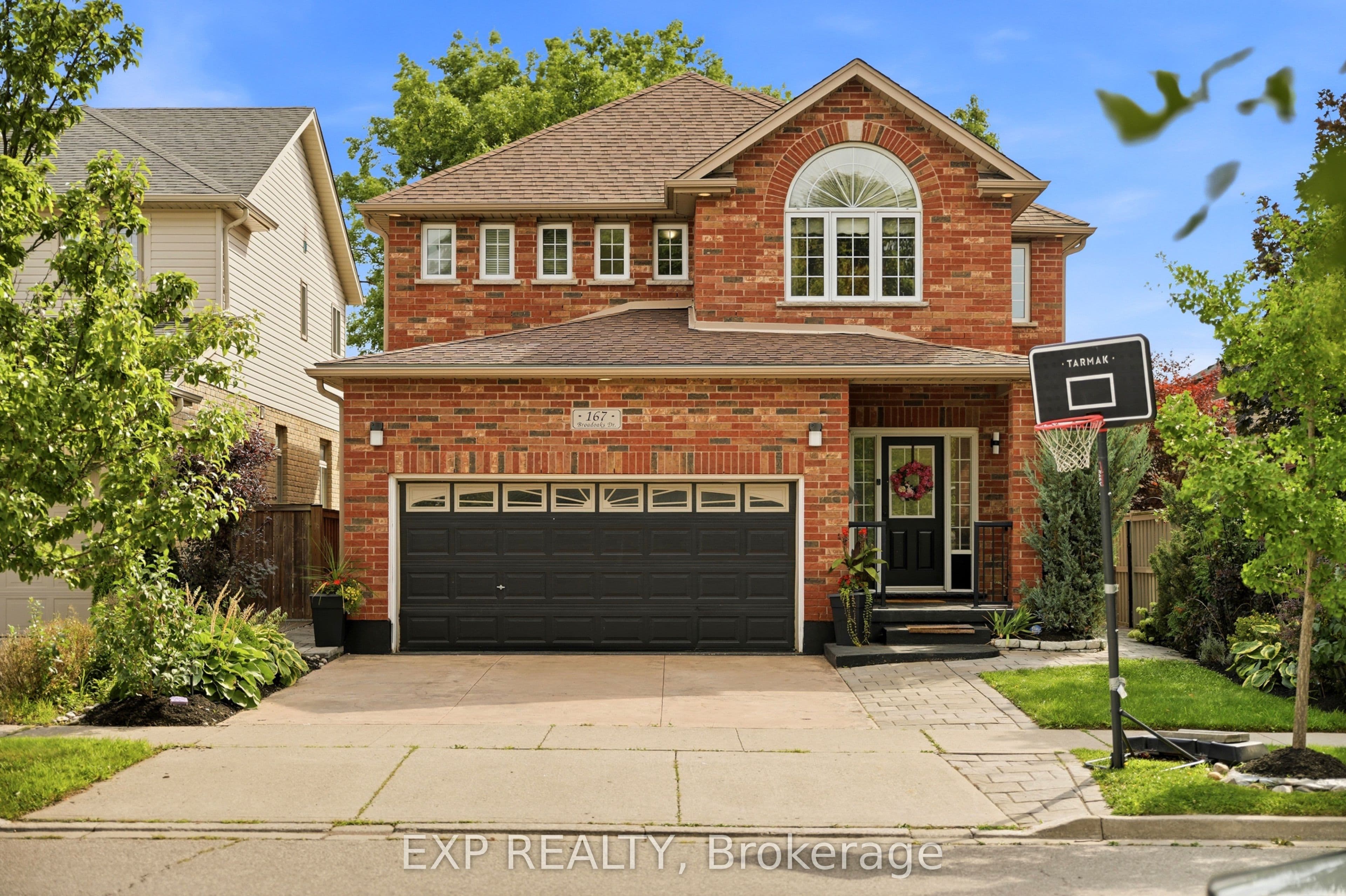 167 Broadoaks Drive photo 1