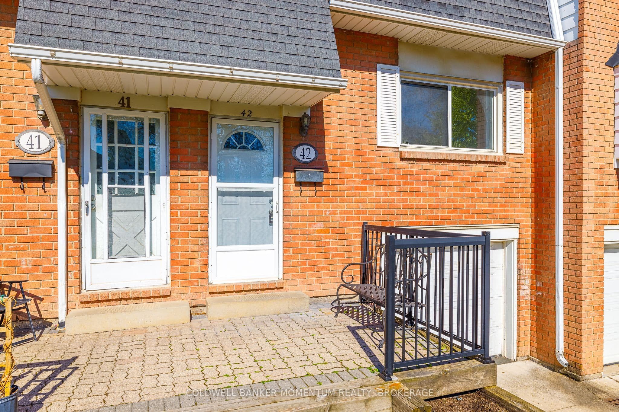 Unit 42 185 DENISTOUN Street photo 1