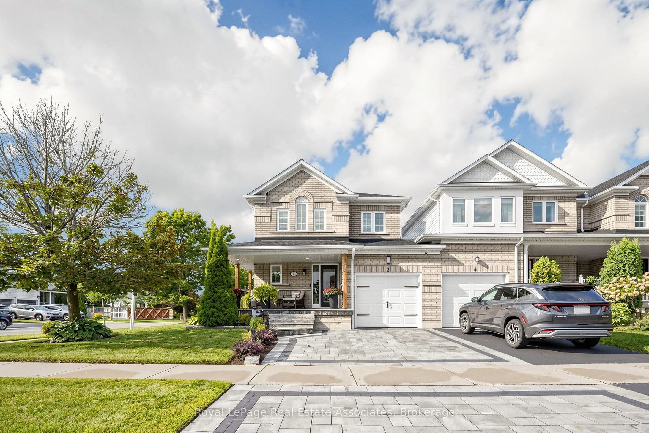 2 Primeau Avenue photo 1