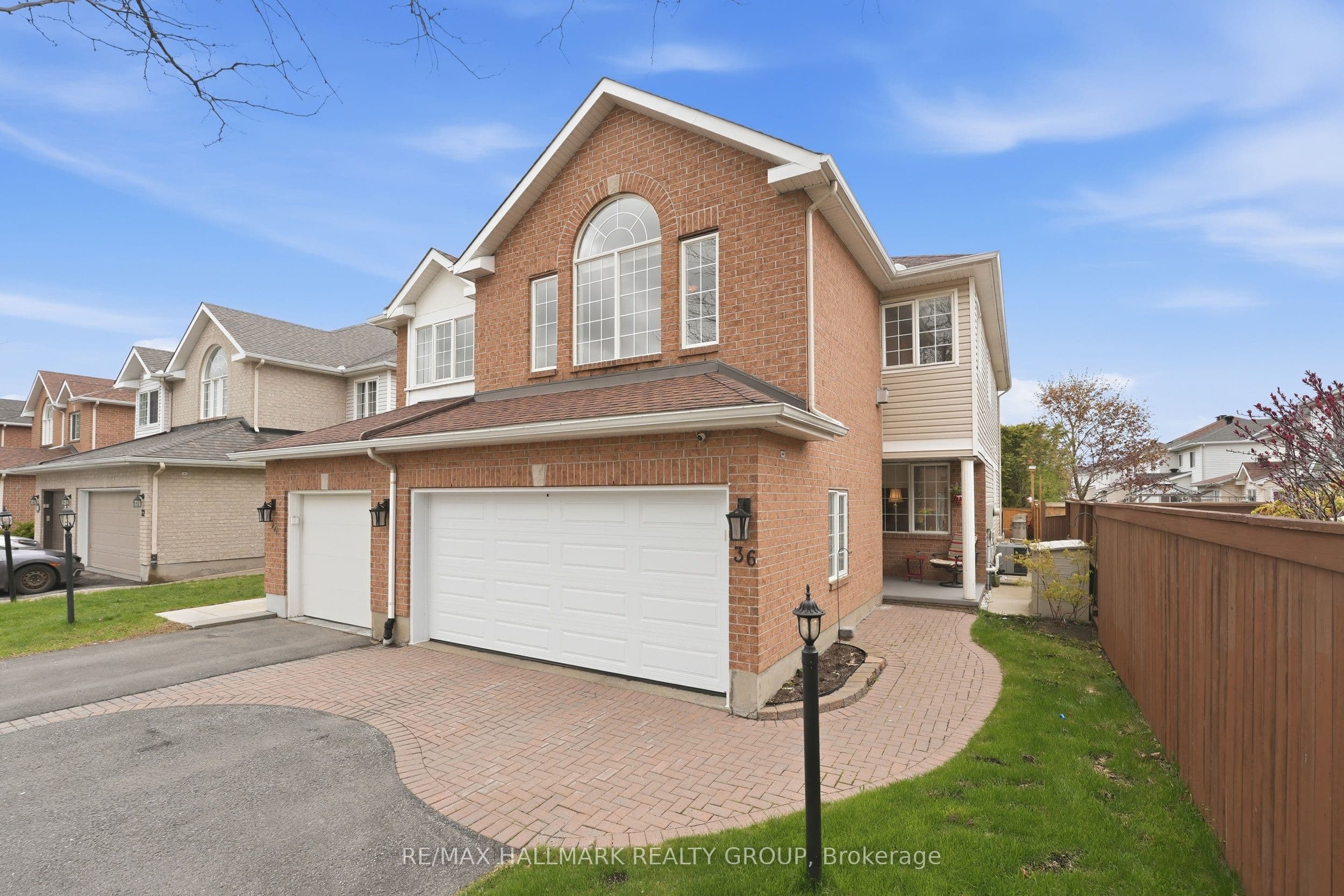 36 Palmadeo Drive photo 1