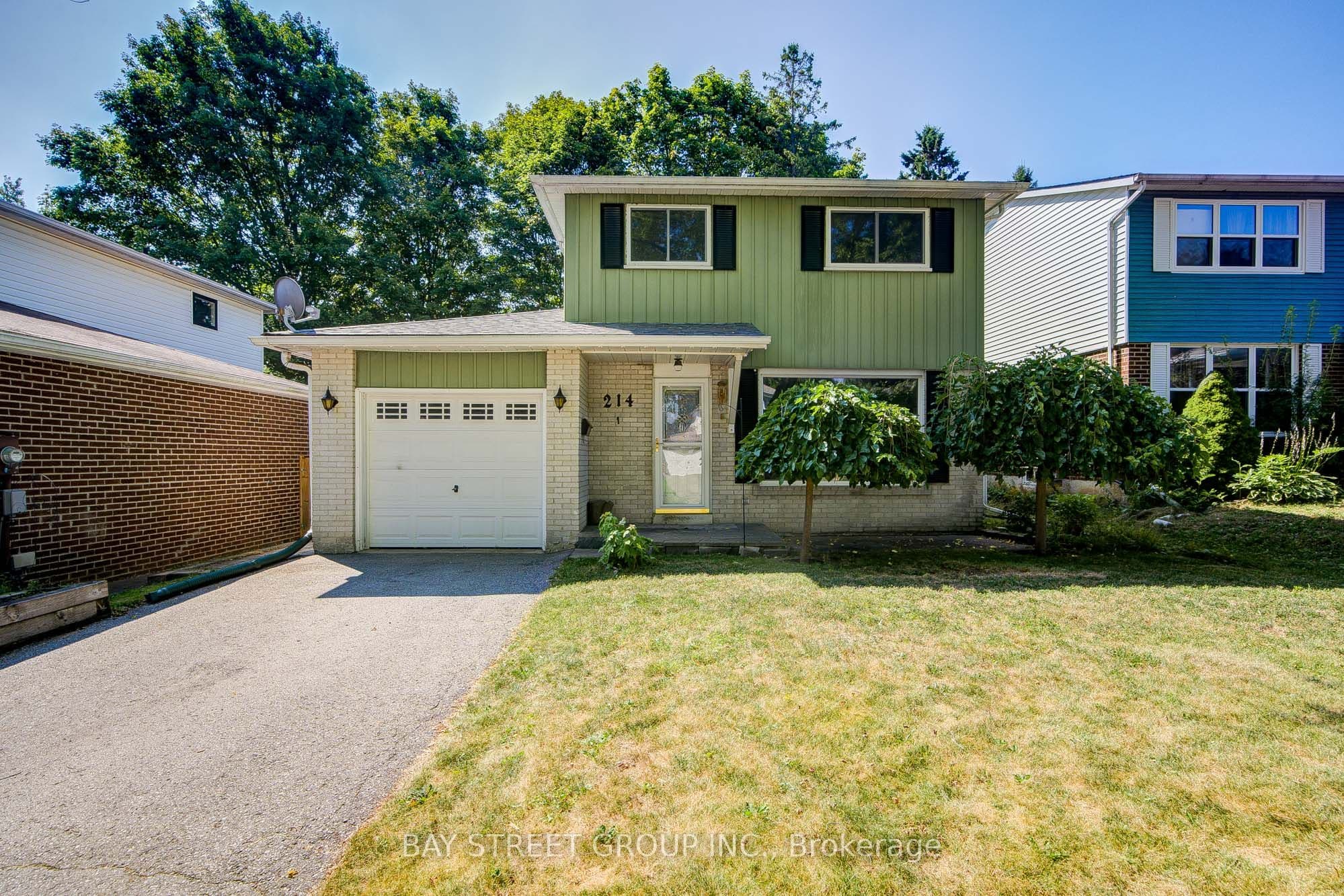 214 William Roe Boulevard photo 1