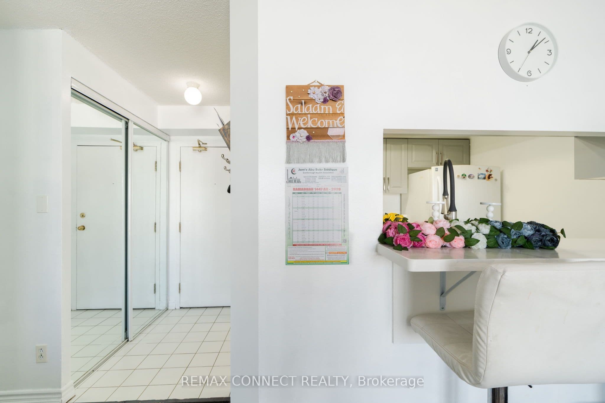 Unit 1609 1470 Midland Avenue photo 1