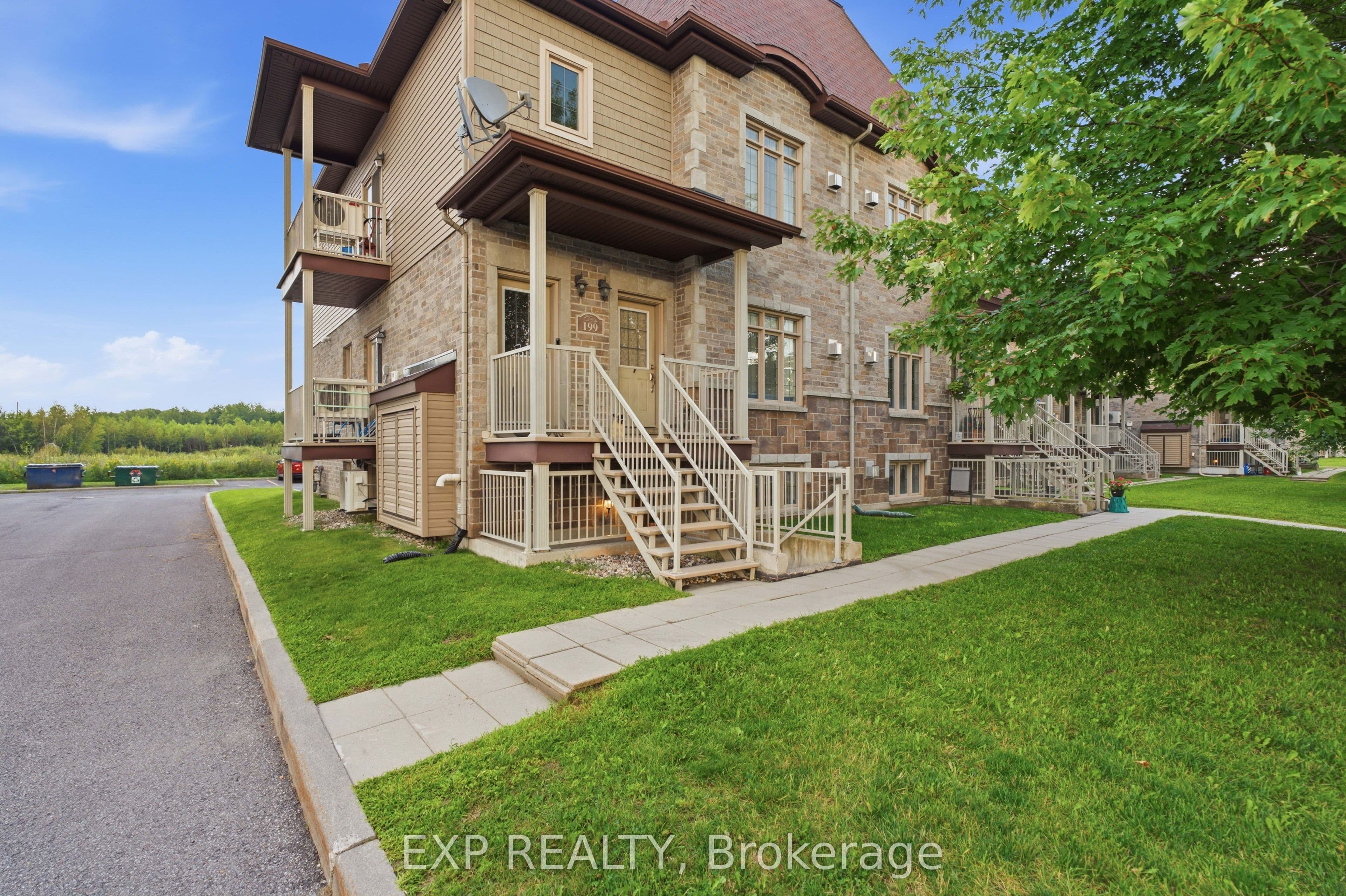 Unit 1 199 Bourdeau Boulevard photo 1