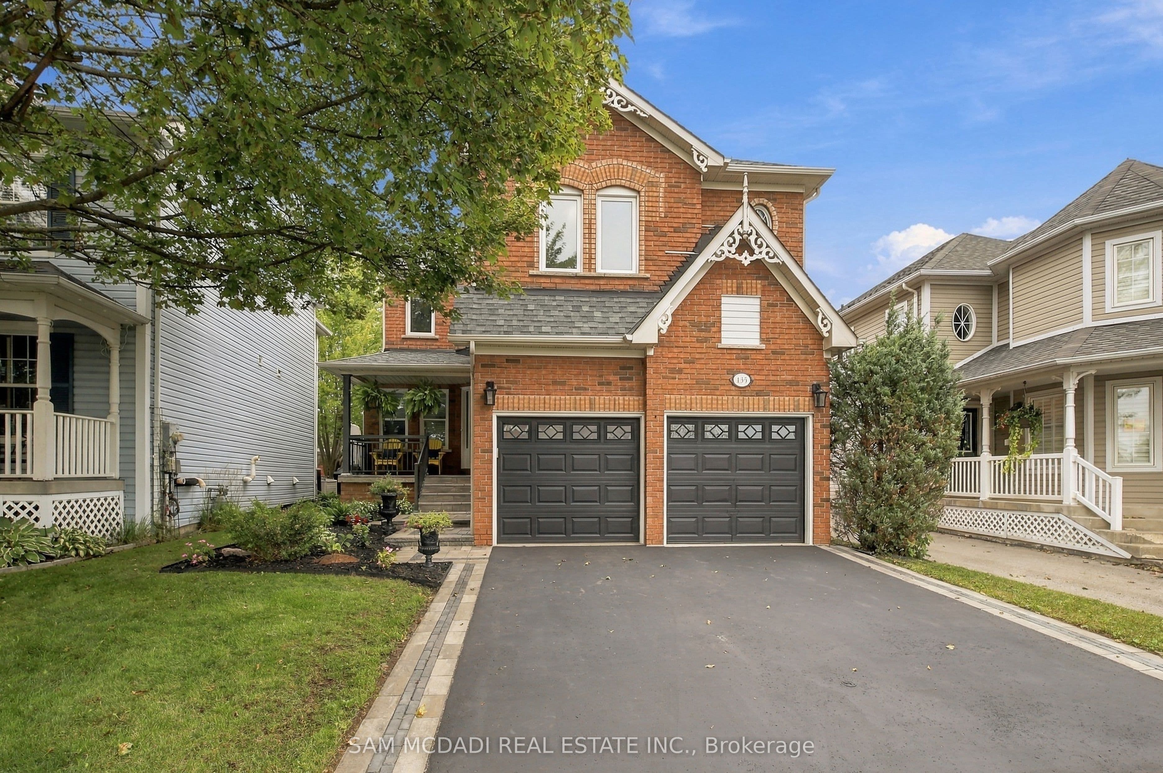 135 Watford Street photo 1