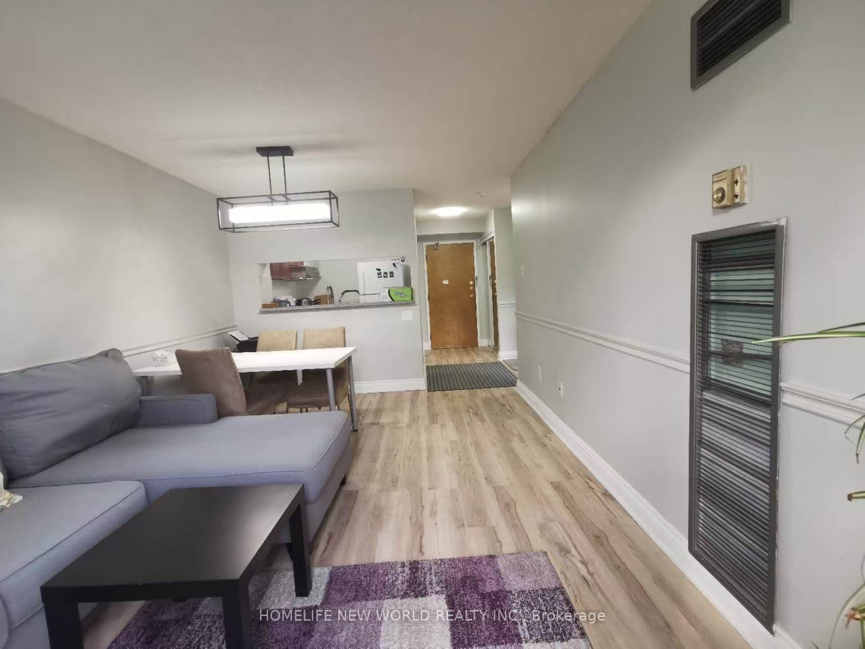 Unit 408 3050 Ellesmere Road photo 1