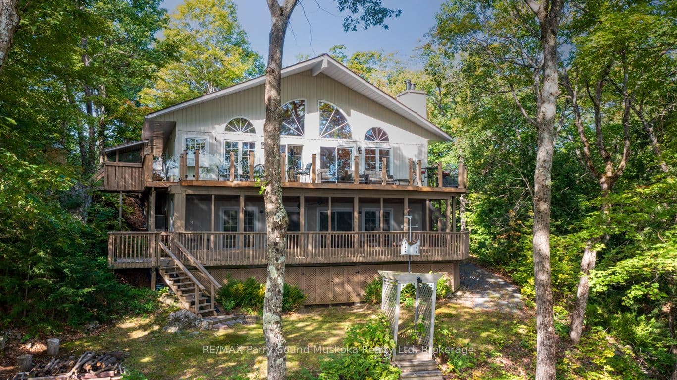 326 BLUE LAKE Road photo 1