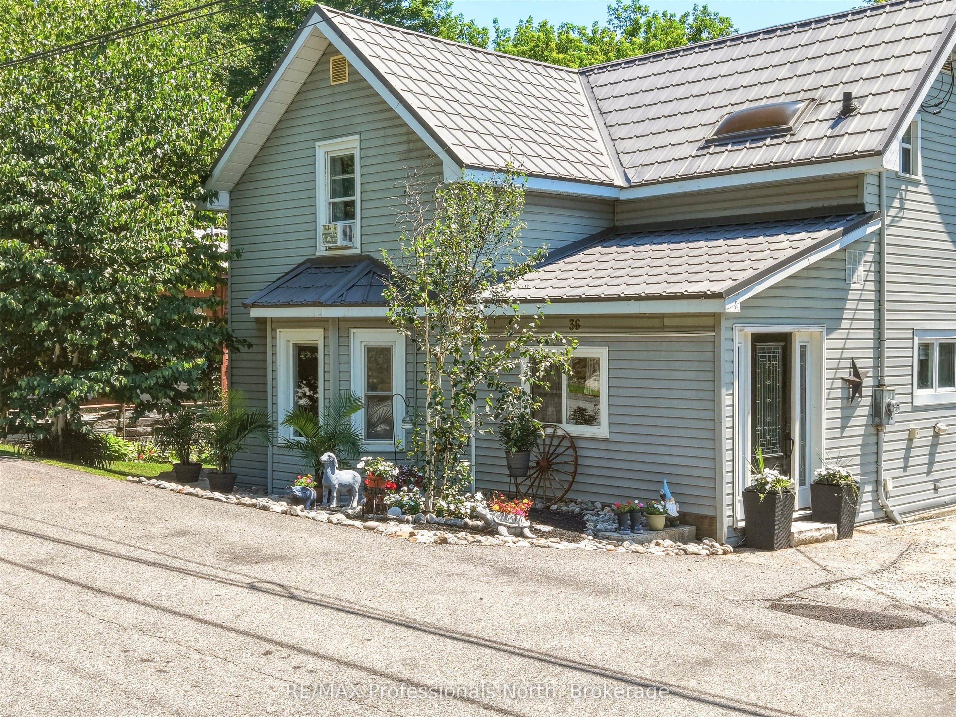 36 EDWARD Street photo 1