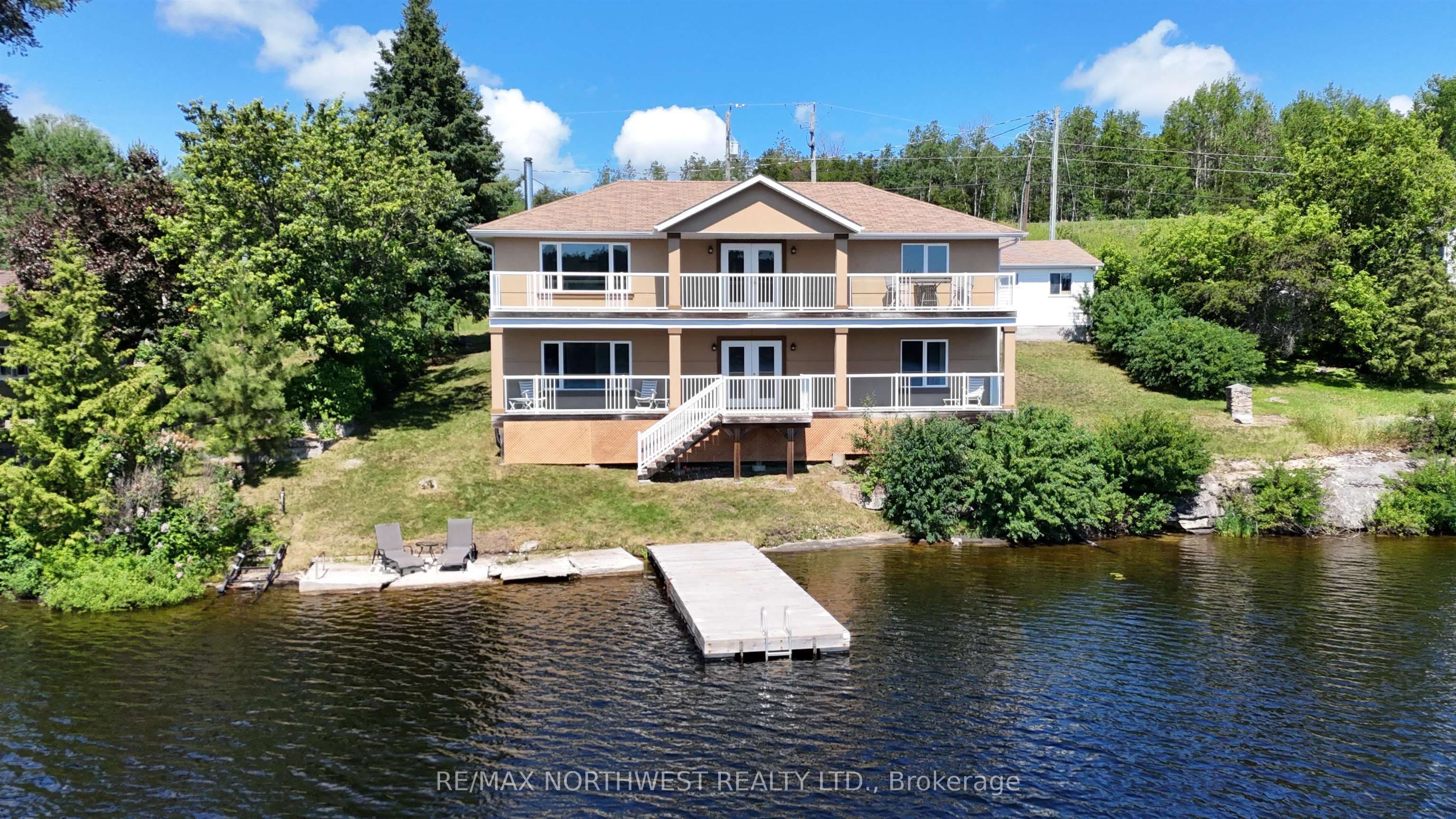23 Hawk Lake photo 1