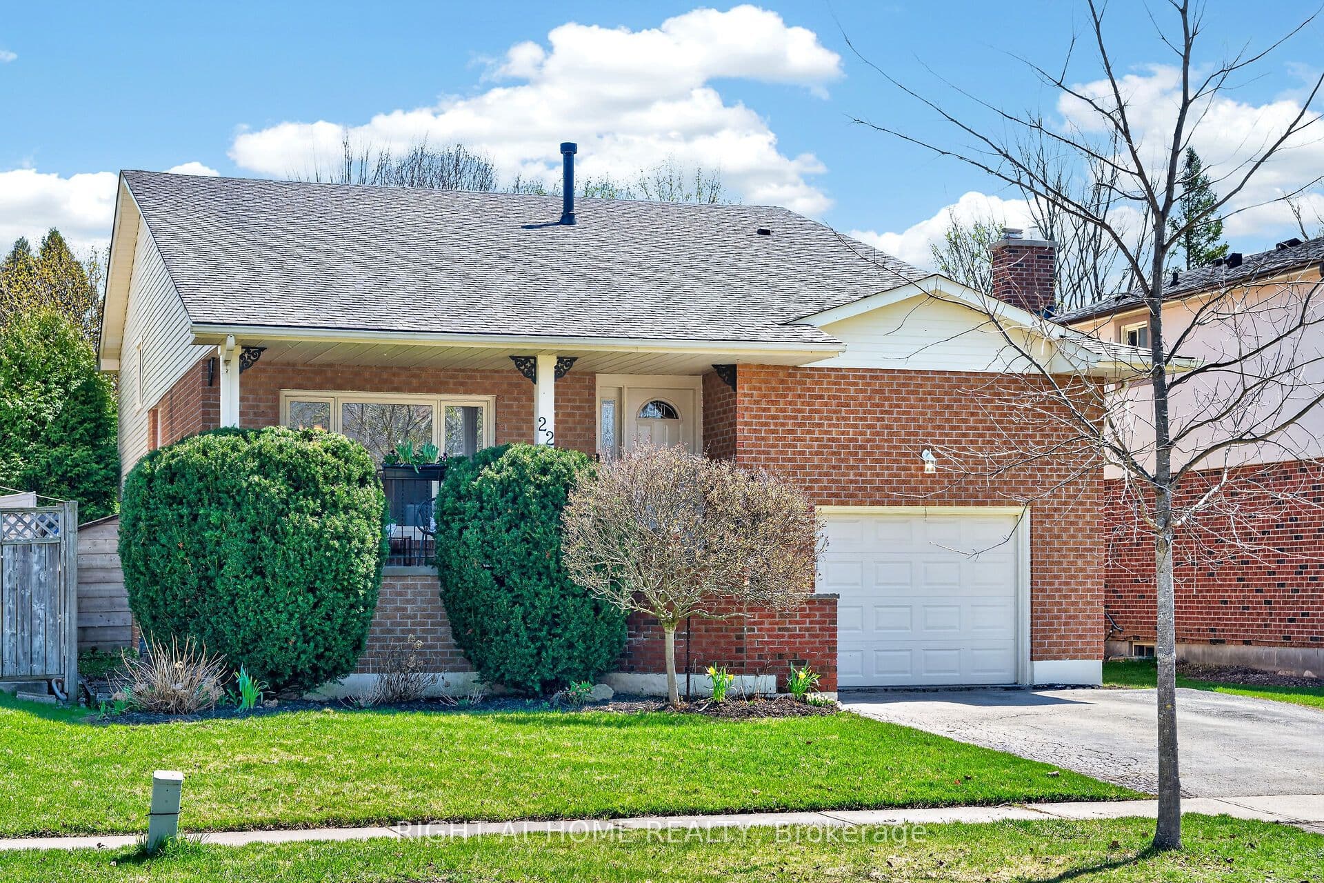 22 Vance Crescent photo 1