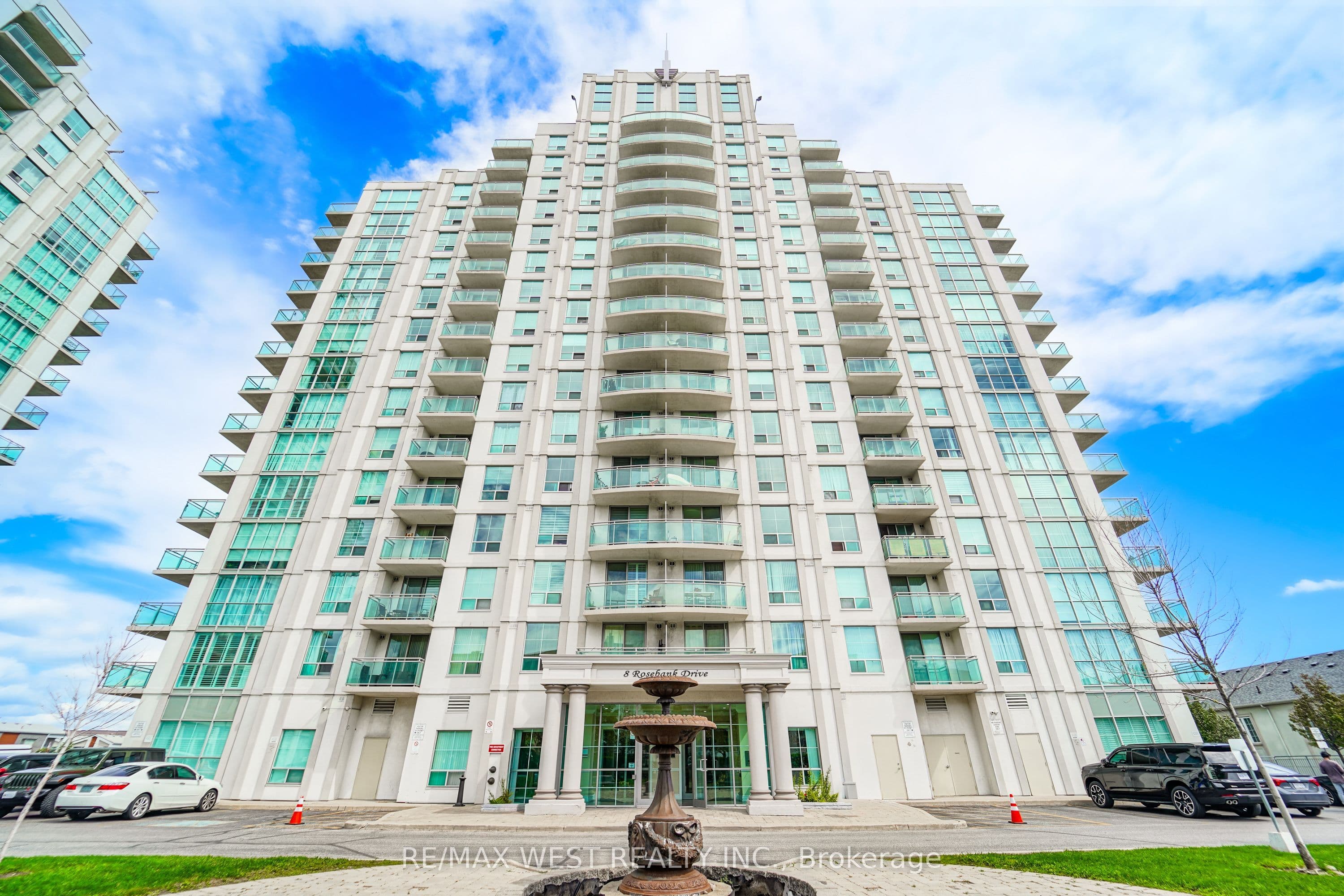 Unit 15G 8 Rosebank Drive photo 1
