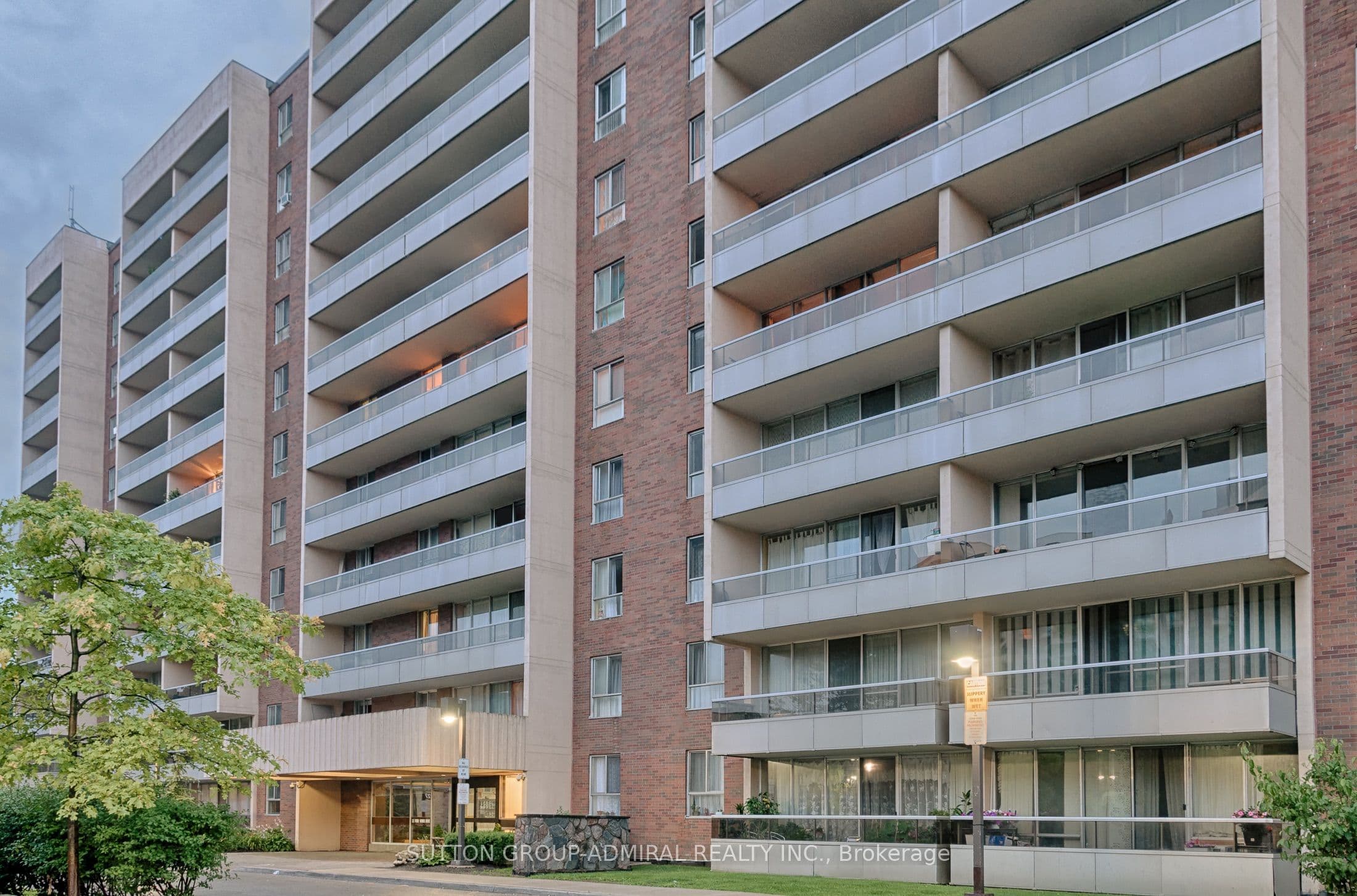 Unit 503 31 Four Winds Drive photo 1