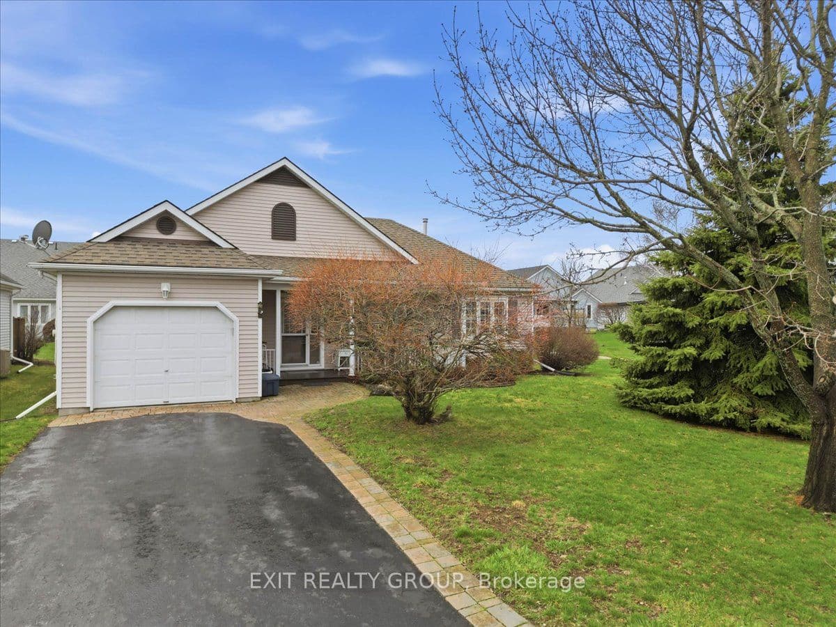 26 Lockwood Drive photo 1