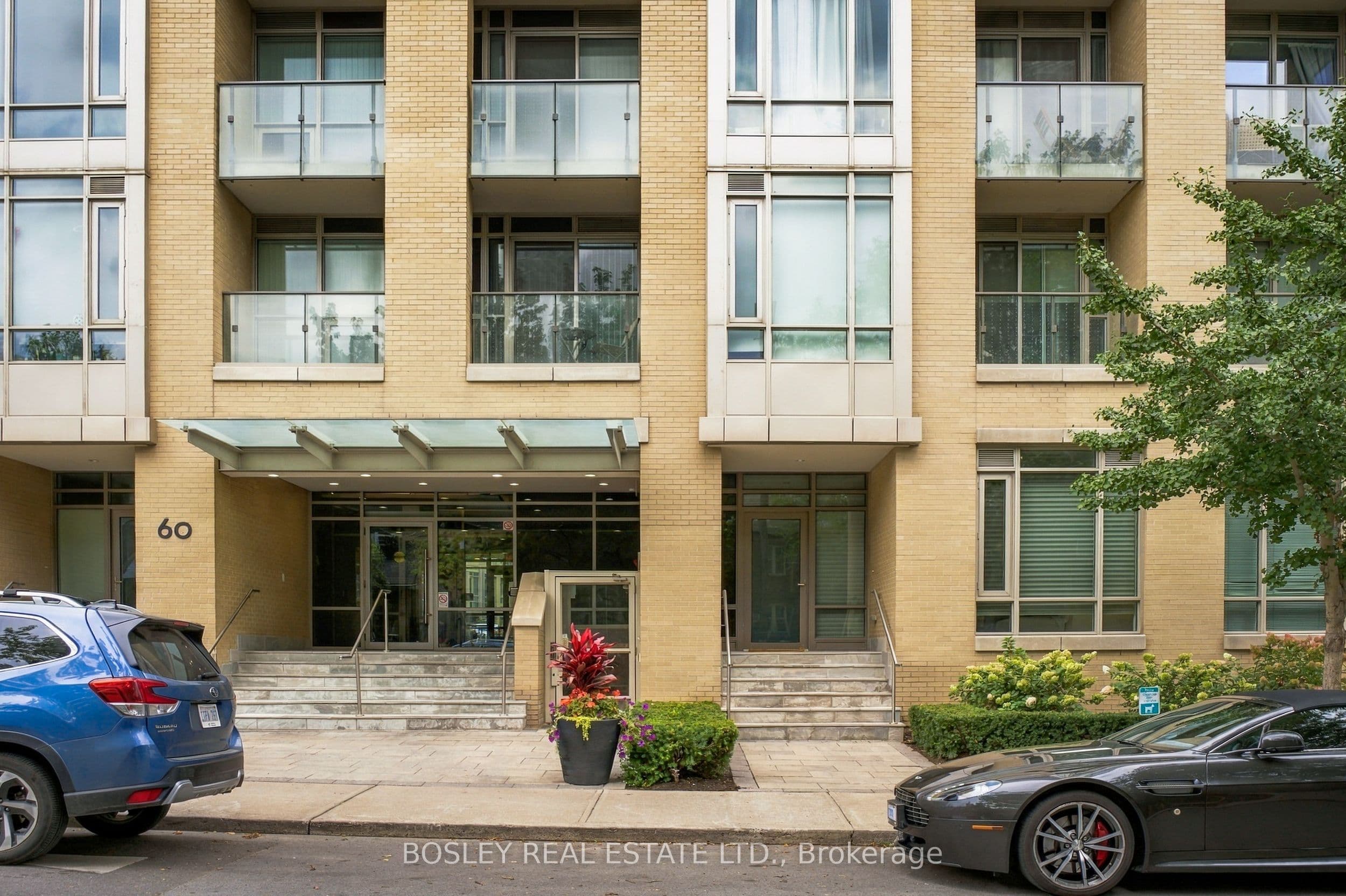 Unit 1409 60 Berwick Ave Avenue photo 1