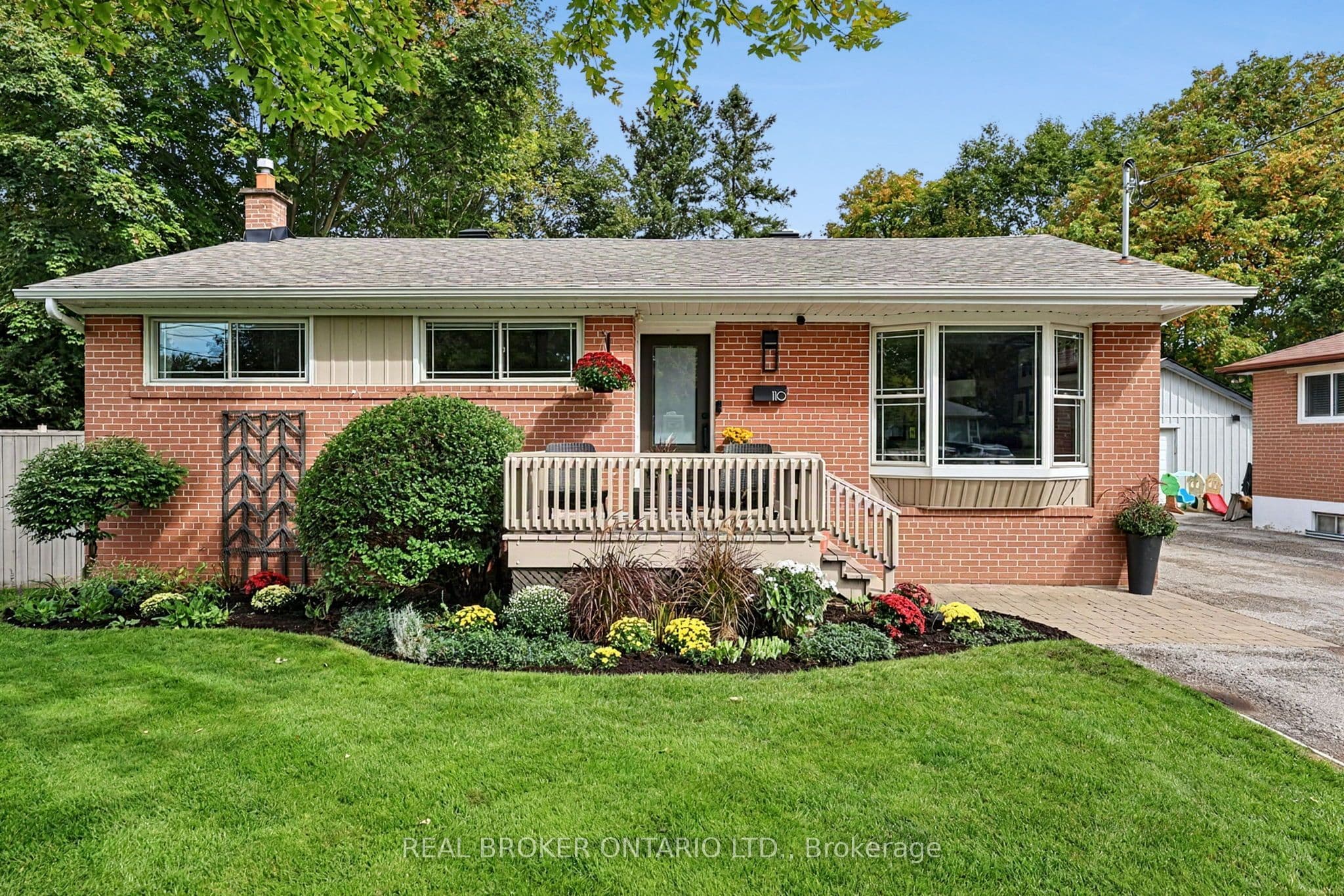 110 Murray Drive photo 1