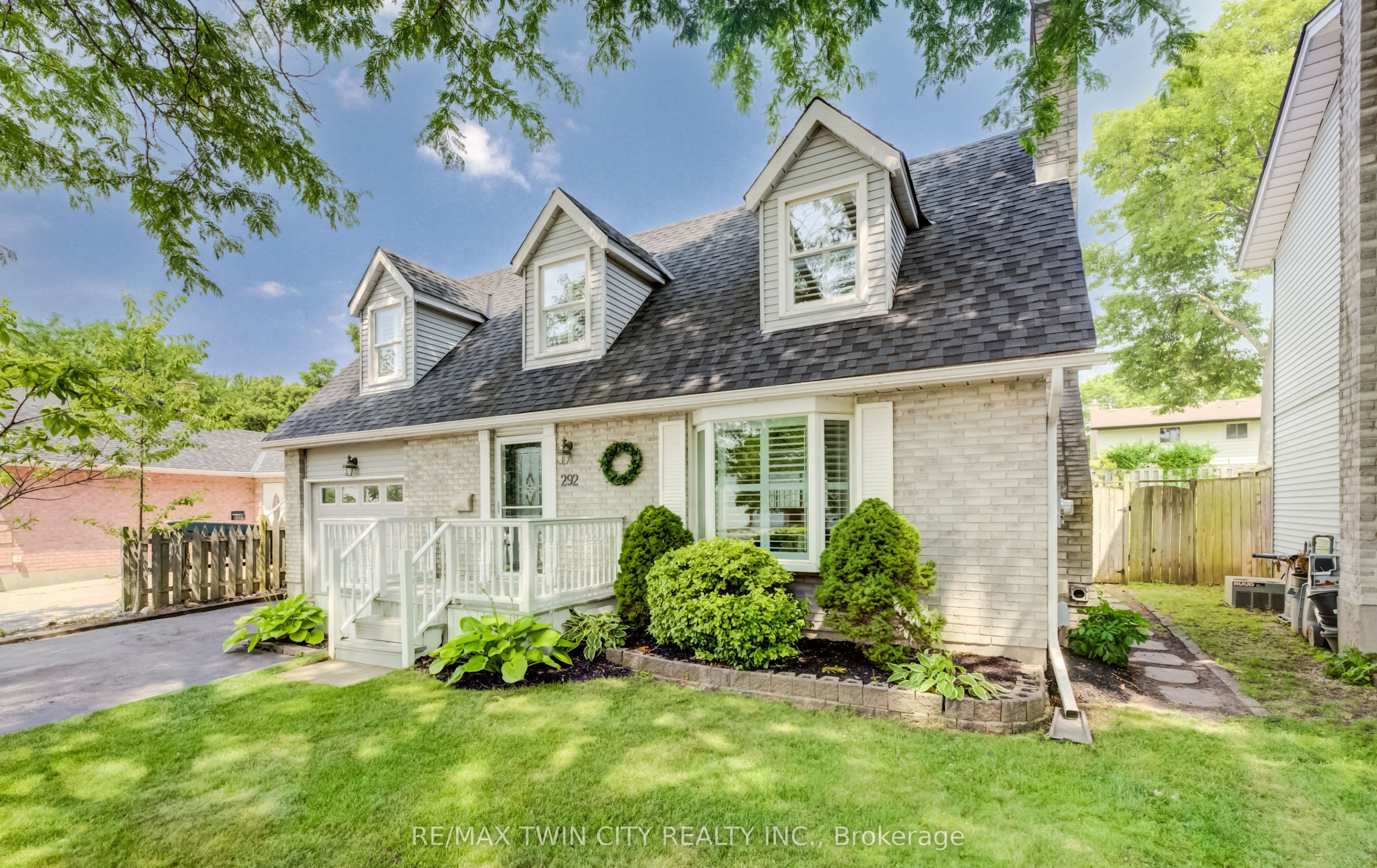 292 Grand Ridge Drive photo 1