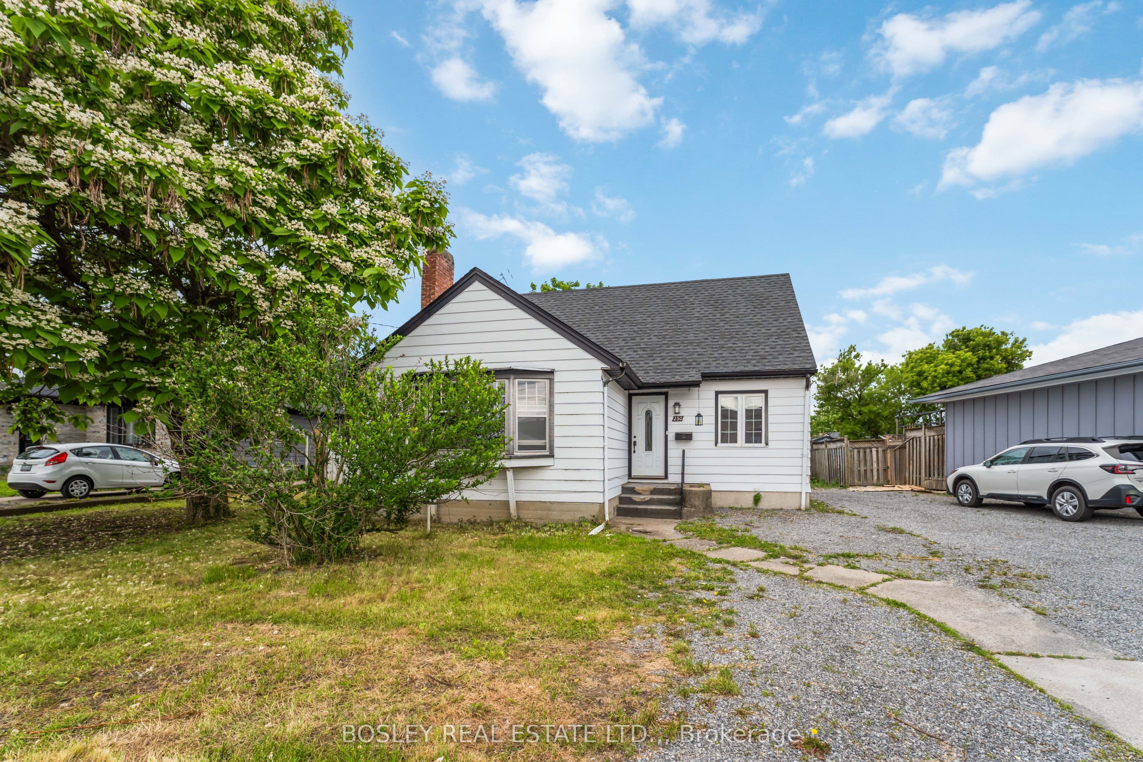 230 Pelham Road photo 1