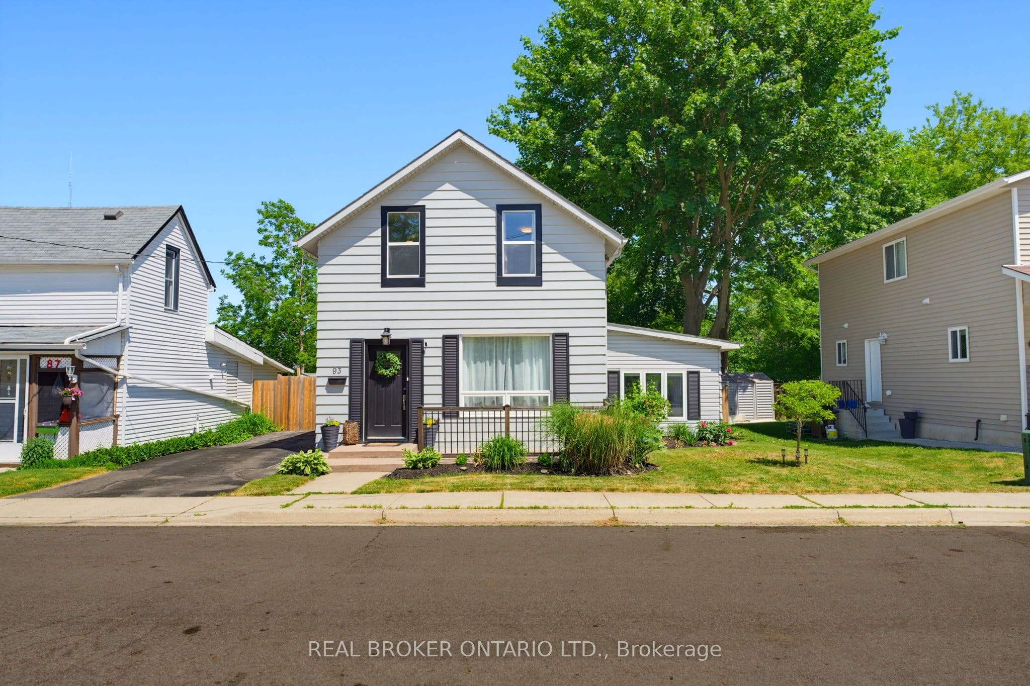 93 Patterson Street photo 1