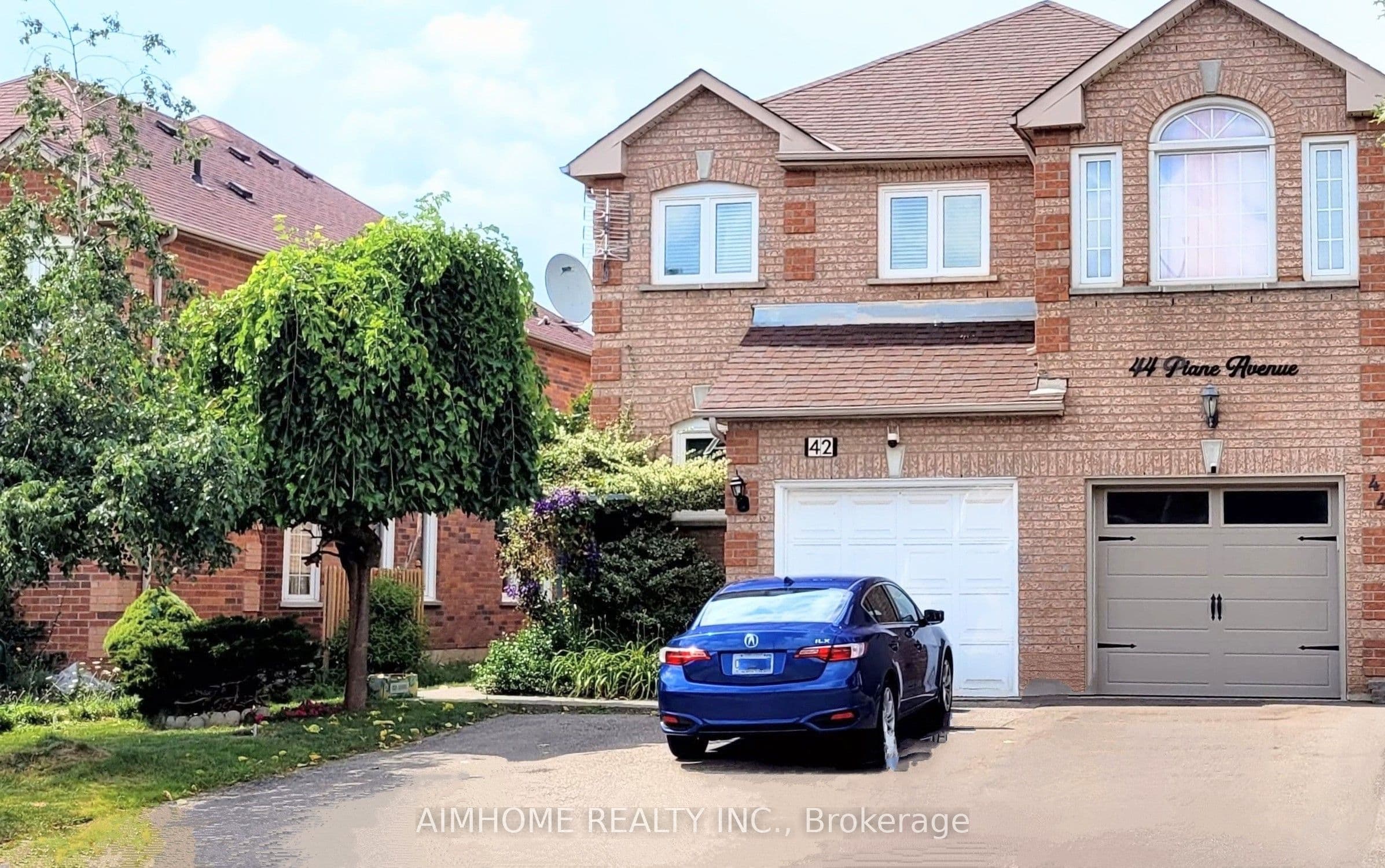 42 Piane Avenue photo 1