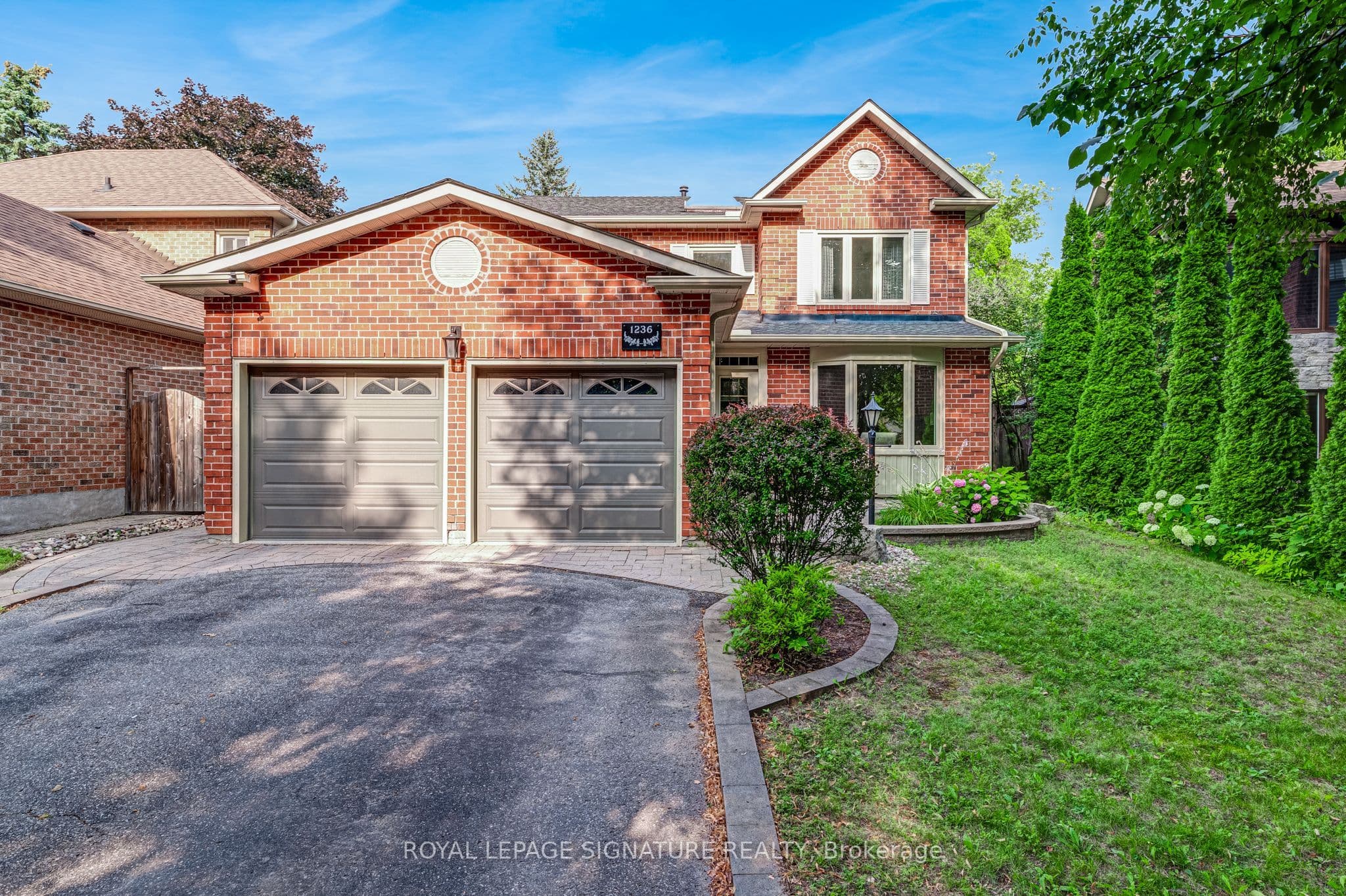 1236 Fieldstone Circle photo 1