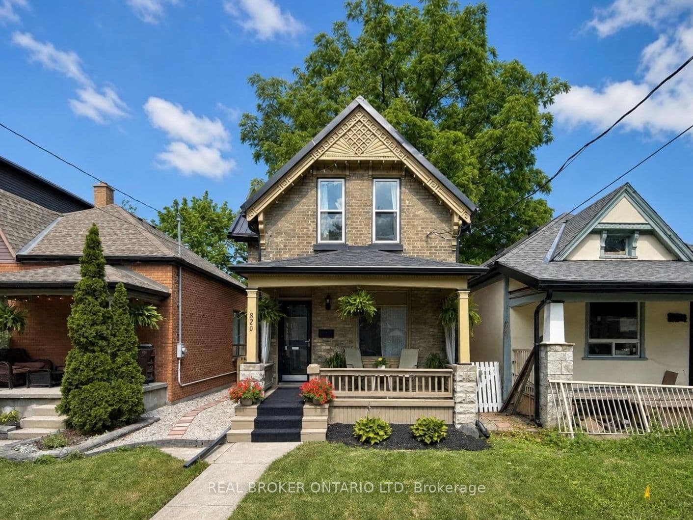 820 Maitland Street photo 1