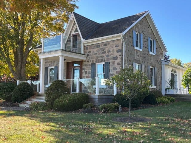 448 Grandview Drive photo 1