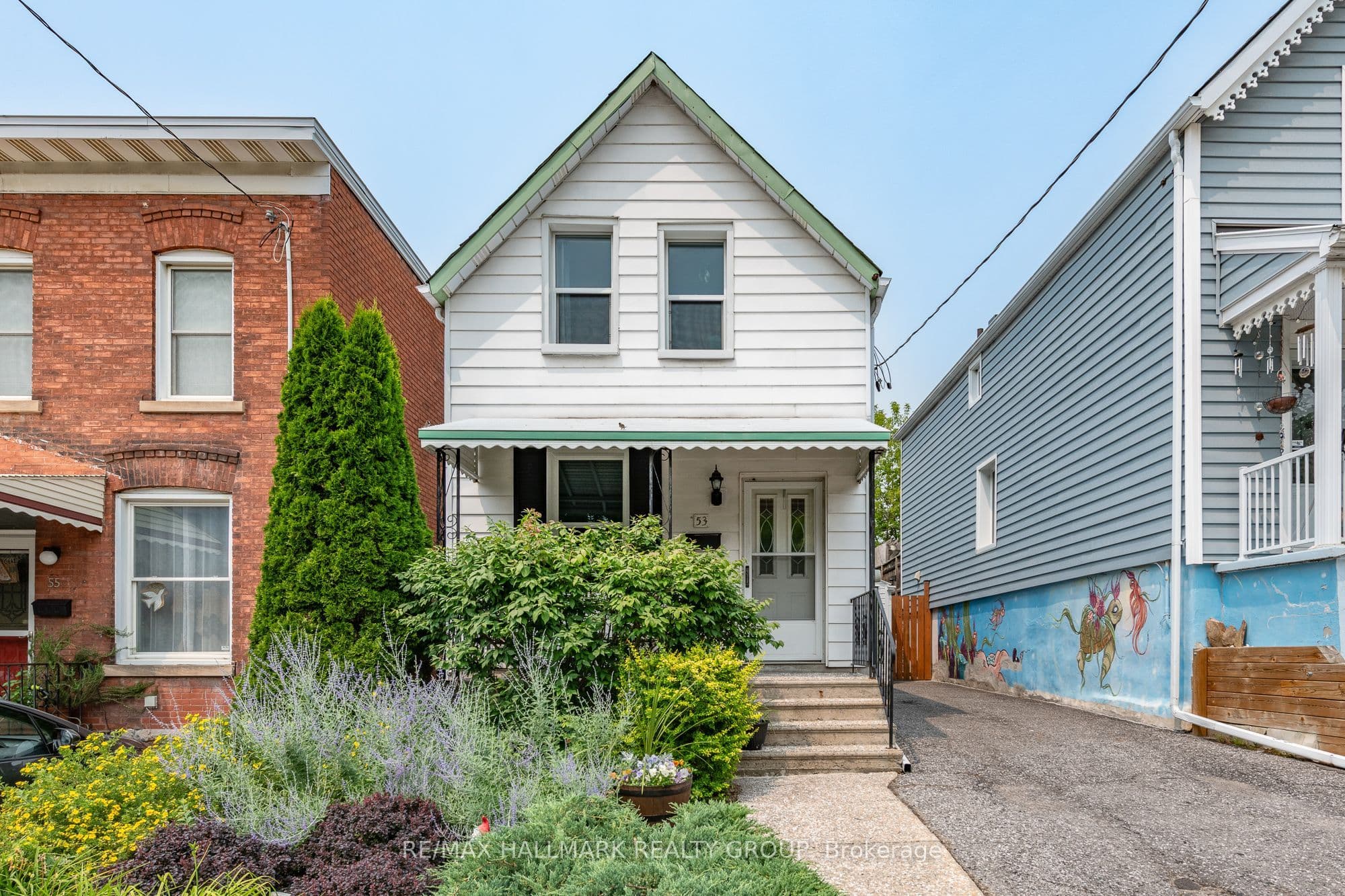 53 Louisa Street photo 1