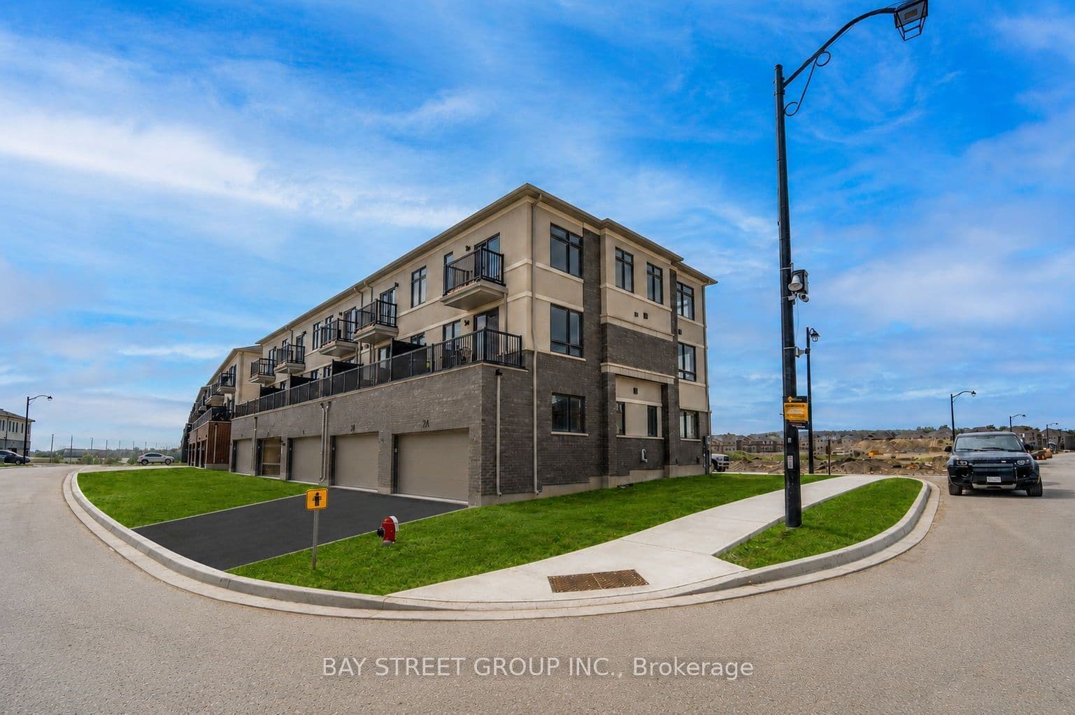 2A Big Willow Crescent photo 1