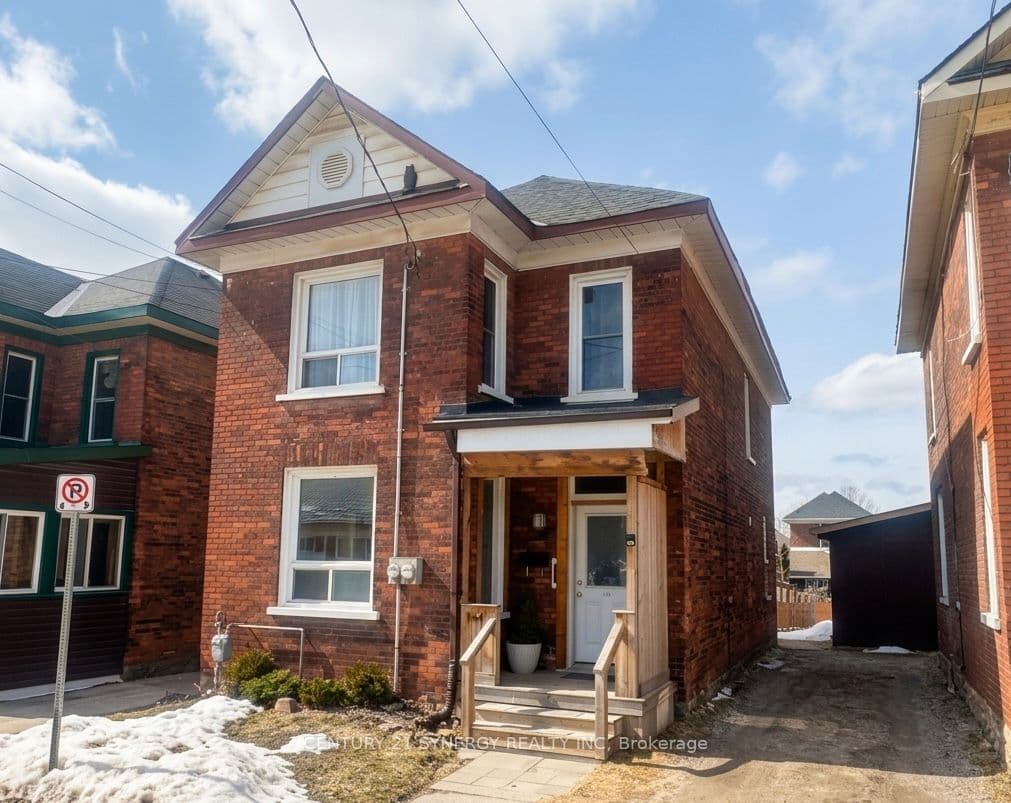 164 Chambers Street photo 1