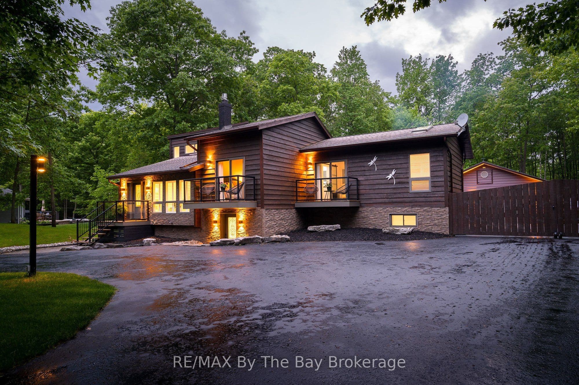 10 BIRCHWOOD Trail photo 1
