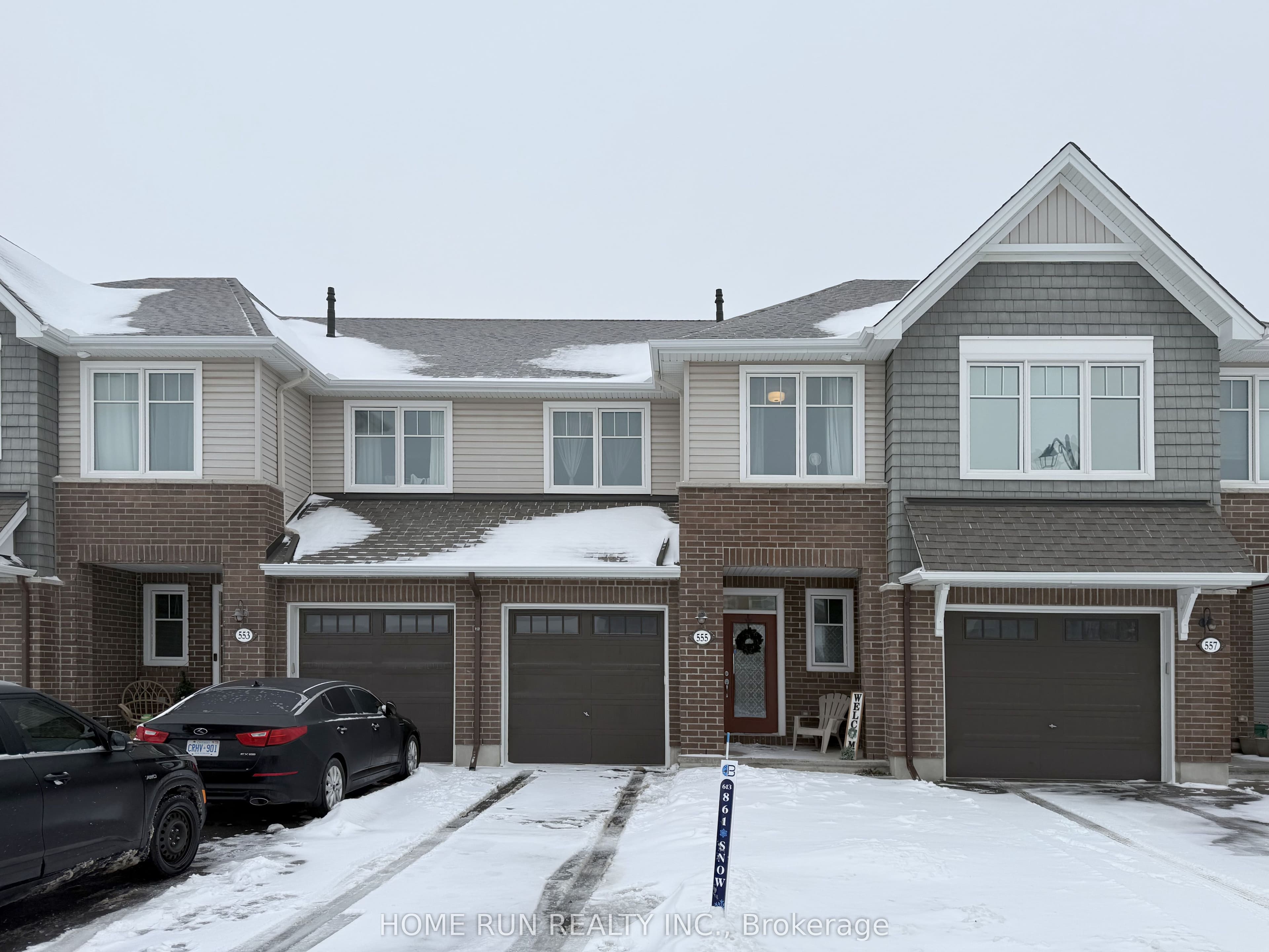 555 Jackdaw Avenue photo 1