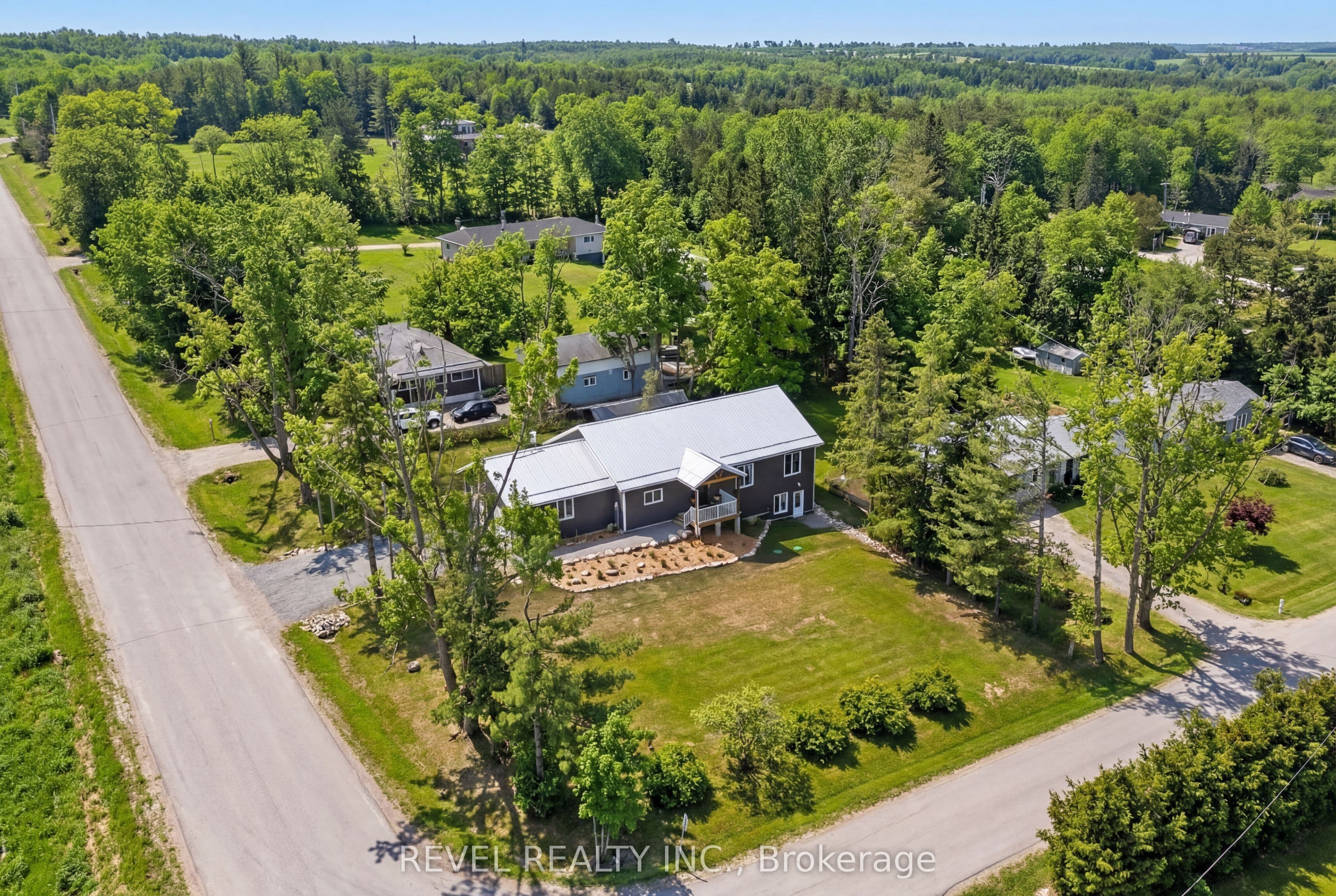 213 Pleasant Point Road photo 1