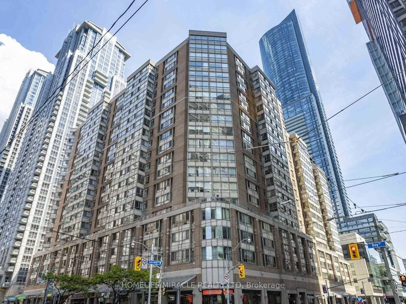 Unit 1907 717 Bay Street photo 1