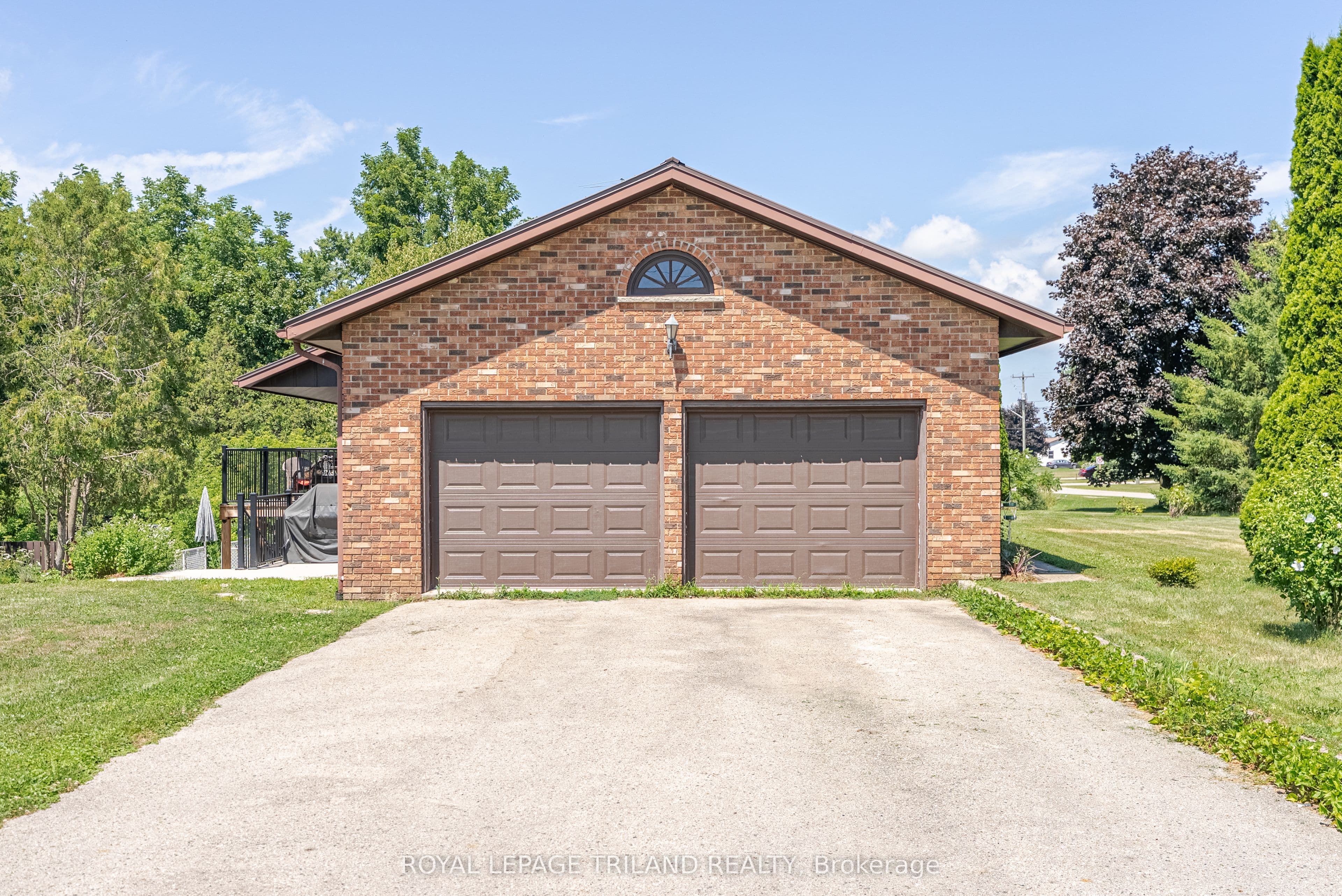 12053 Whittaker Road photo 1