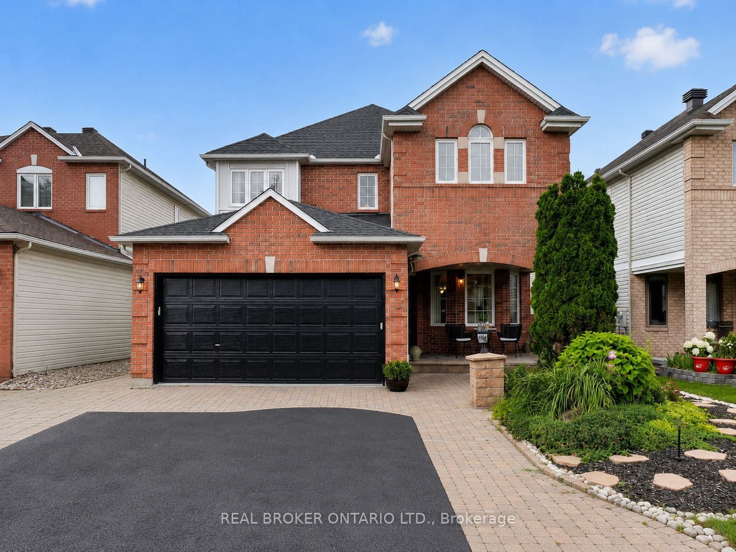 157 Fairlop Way photo 1