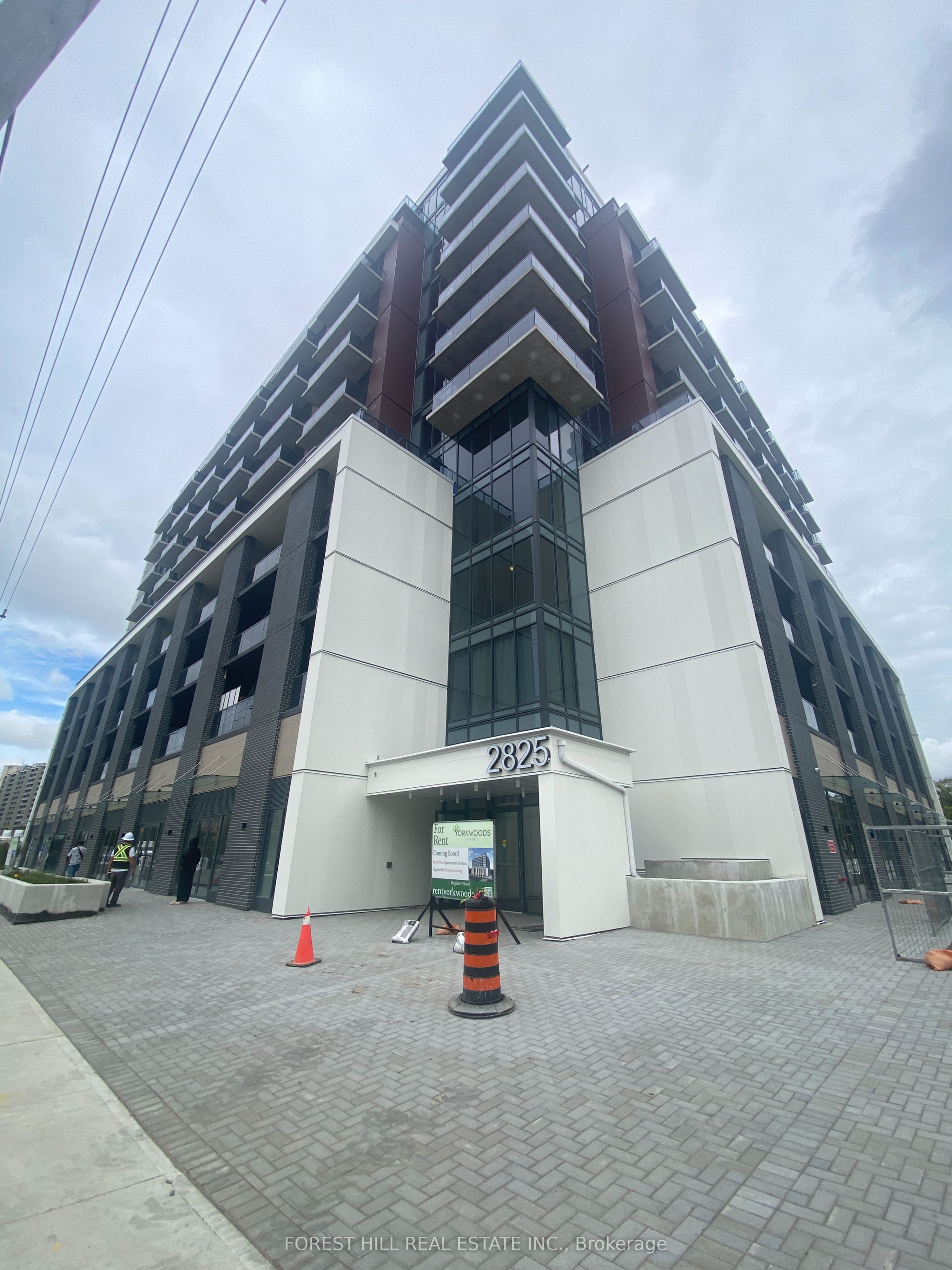 Unit 904 2825 Jane Street photo 1